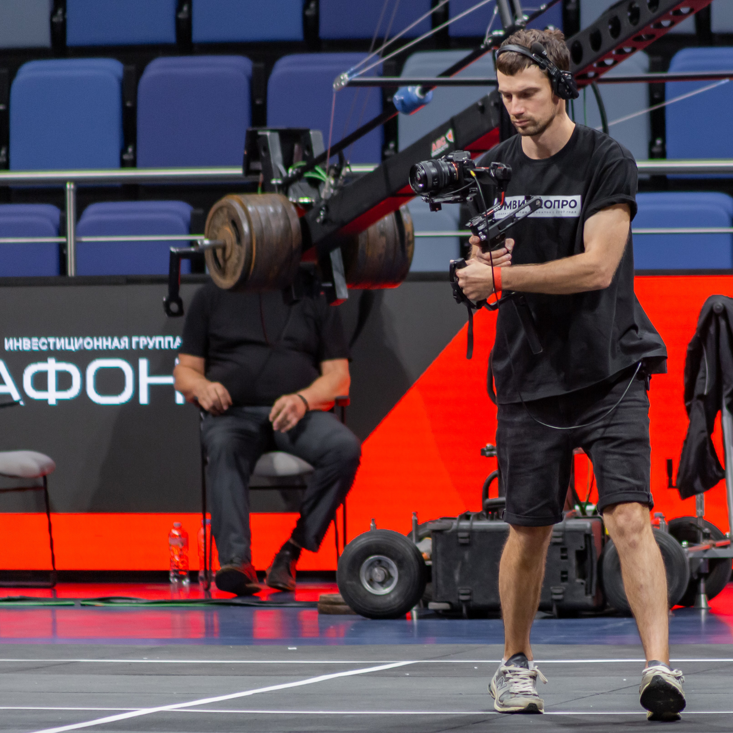 Съемочная группа OMVIDEOPRO. Фотограф в Москве Иоанн Соломон