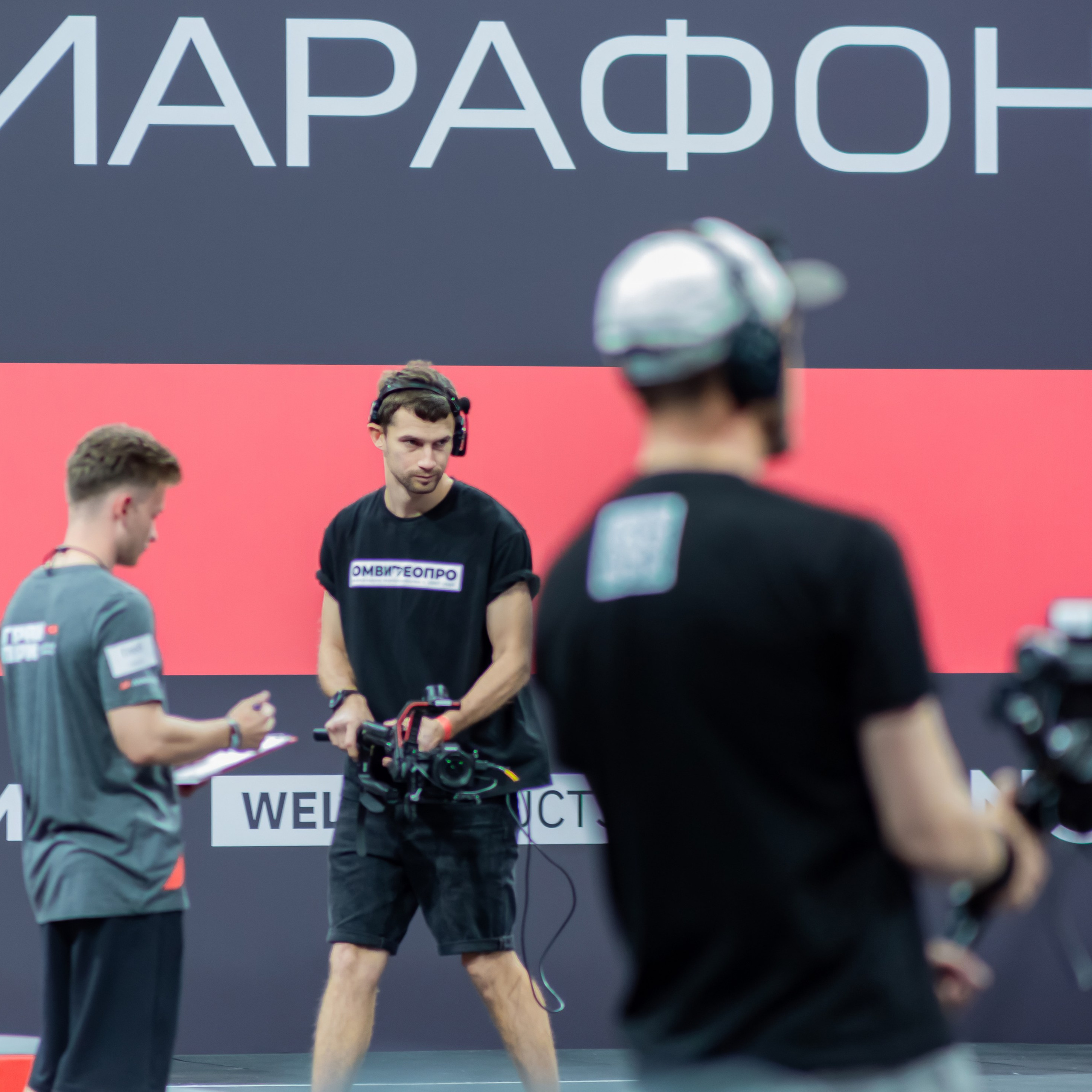 Съемочная группа OMVIDEOPRO. Фотограф в Москве Иоанн Соломон