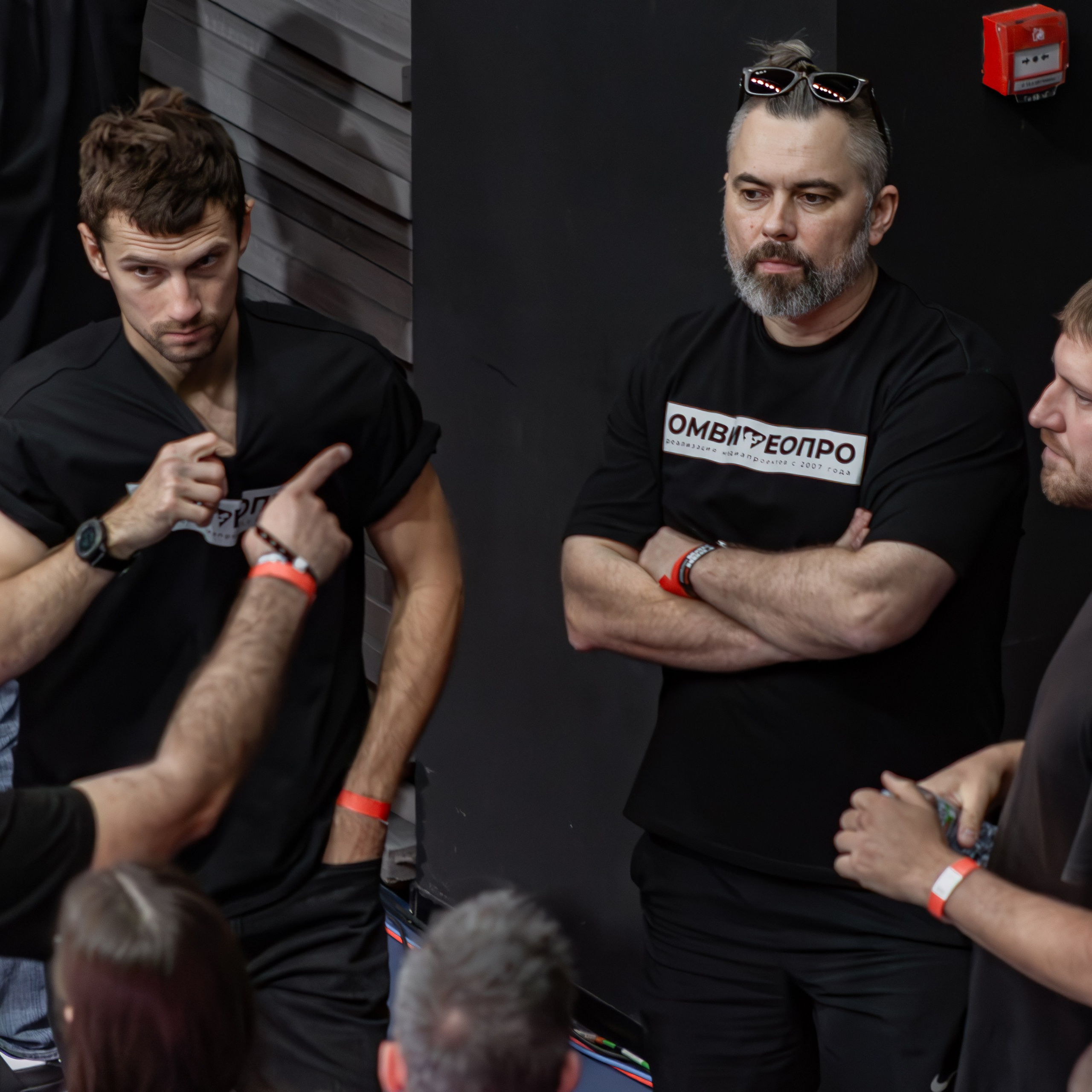 Съемочная группа OMVIDEOPRO. Фотограф в Москве Иоанн Соломон