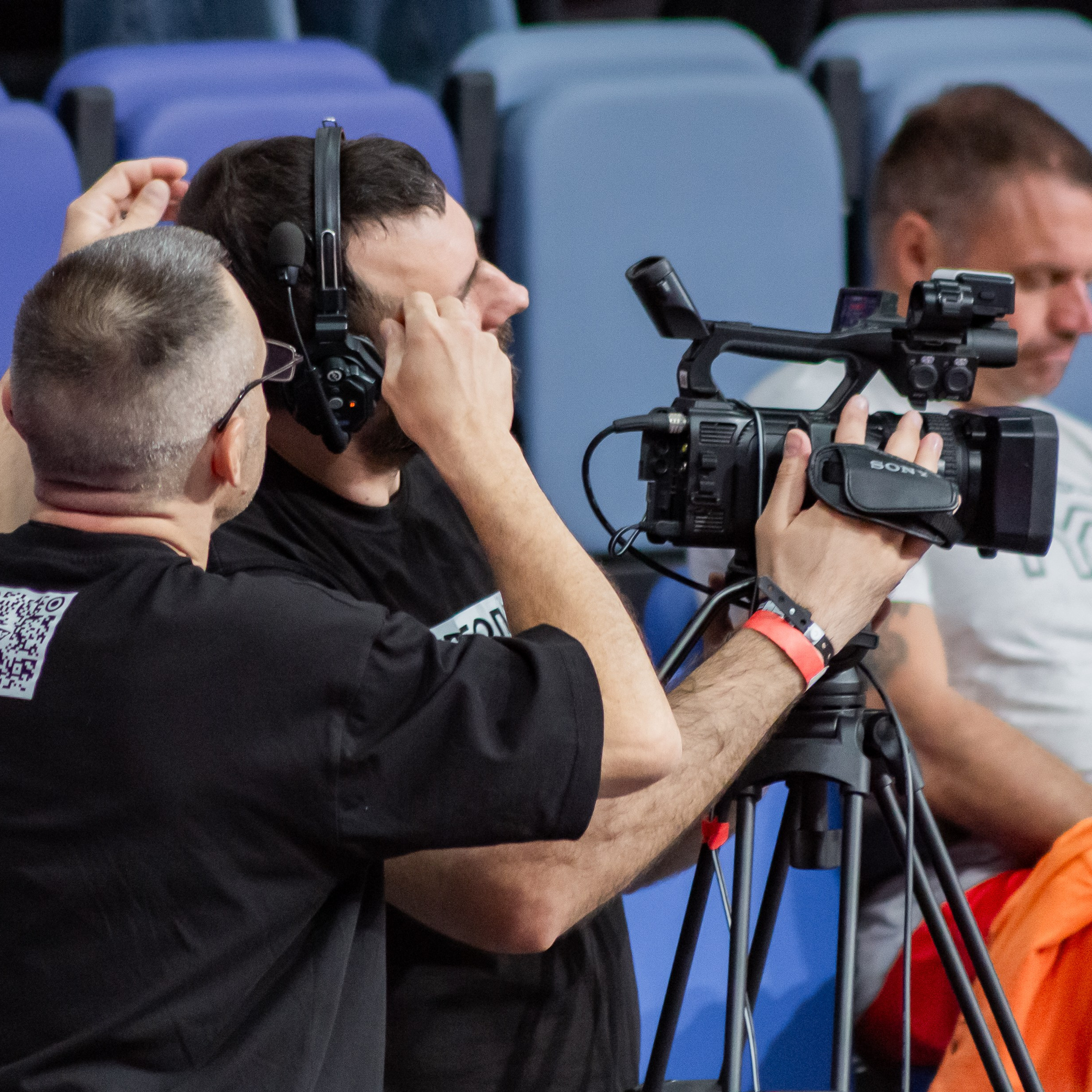 Съемочная группа OMVIDEOPRO. Фотограф в Москве Иоанн Соломон