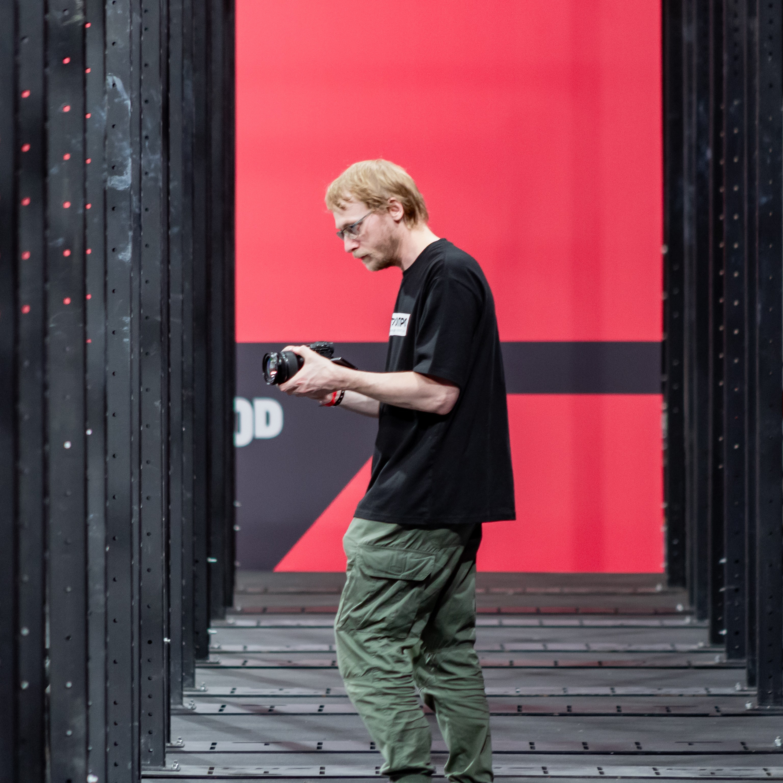 Съемочная группа OMVIDEOPRO. Фотограф в Москве Иоанн Соломон