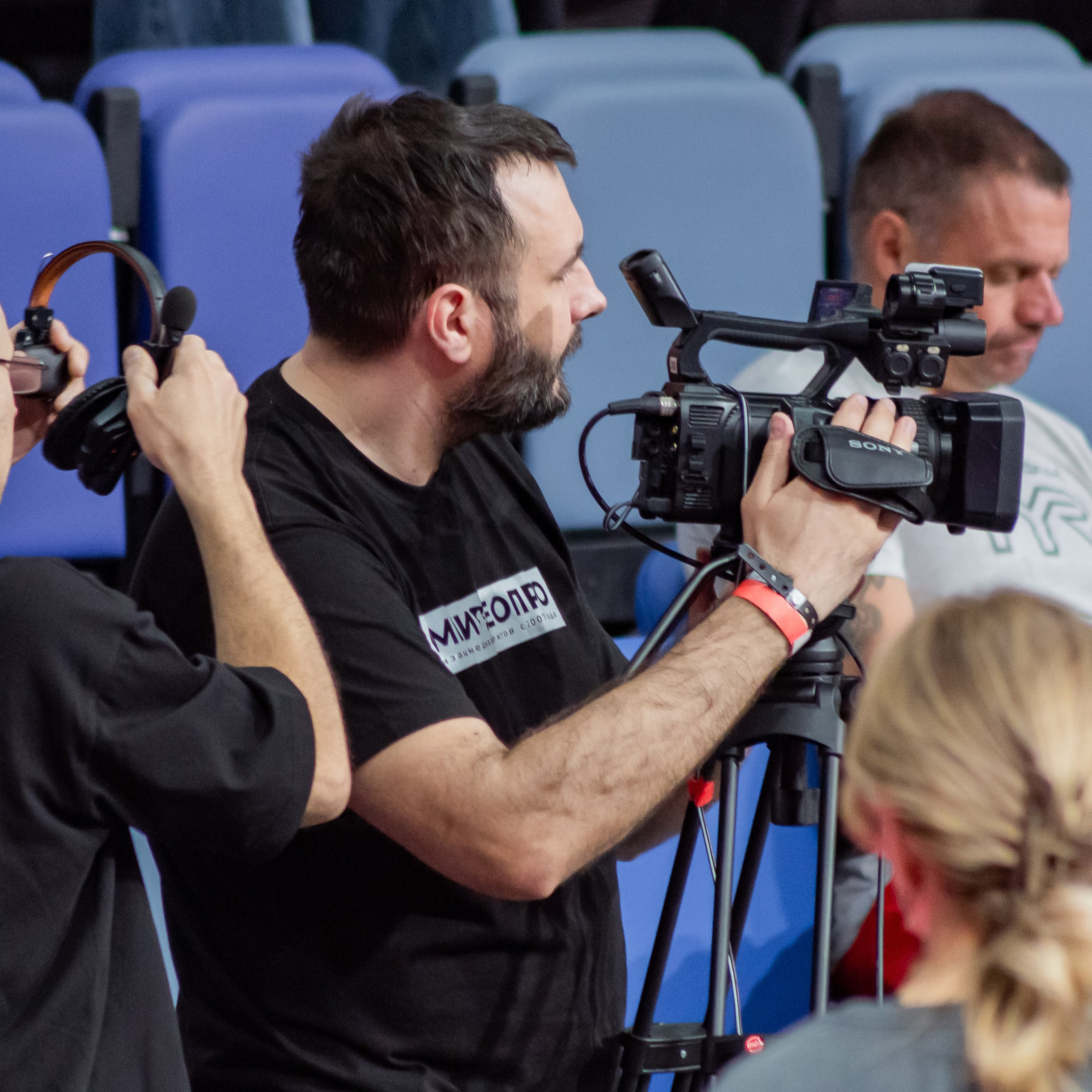 Съемочная группа OMVIDEOPRO. Фотограф в Москве Иоанн Соломон