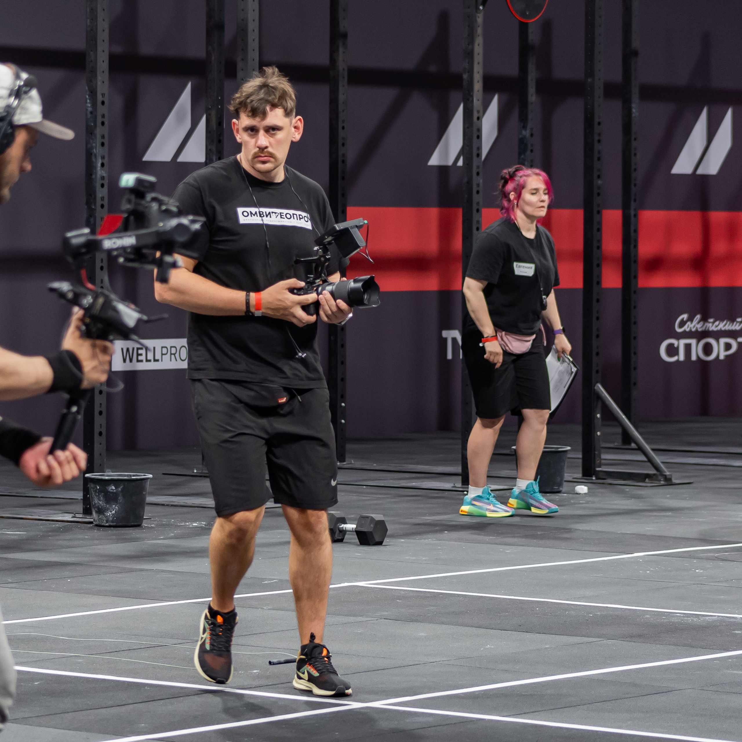 Съемочная группа OMVIDEOPRO. Фотограф в Москве Иоанн Соломон