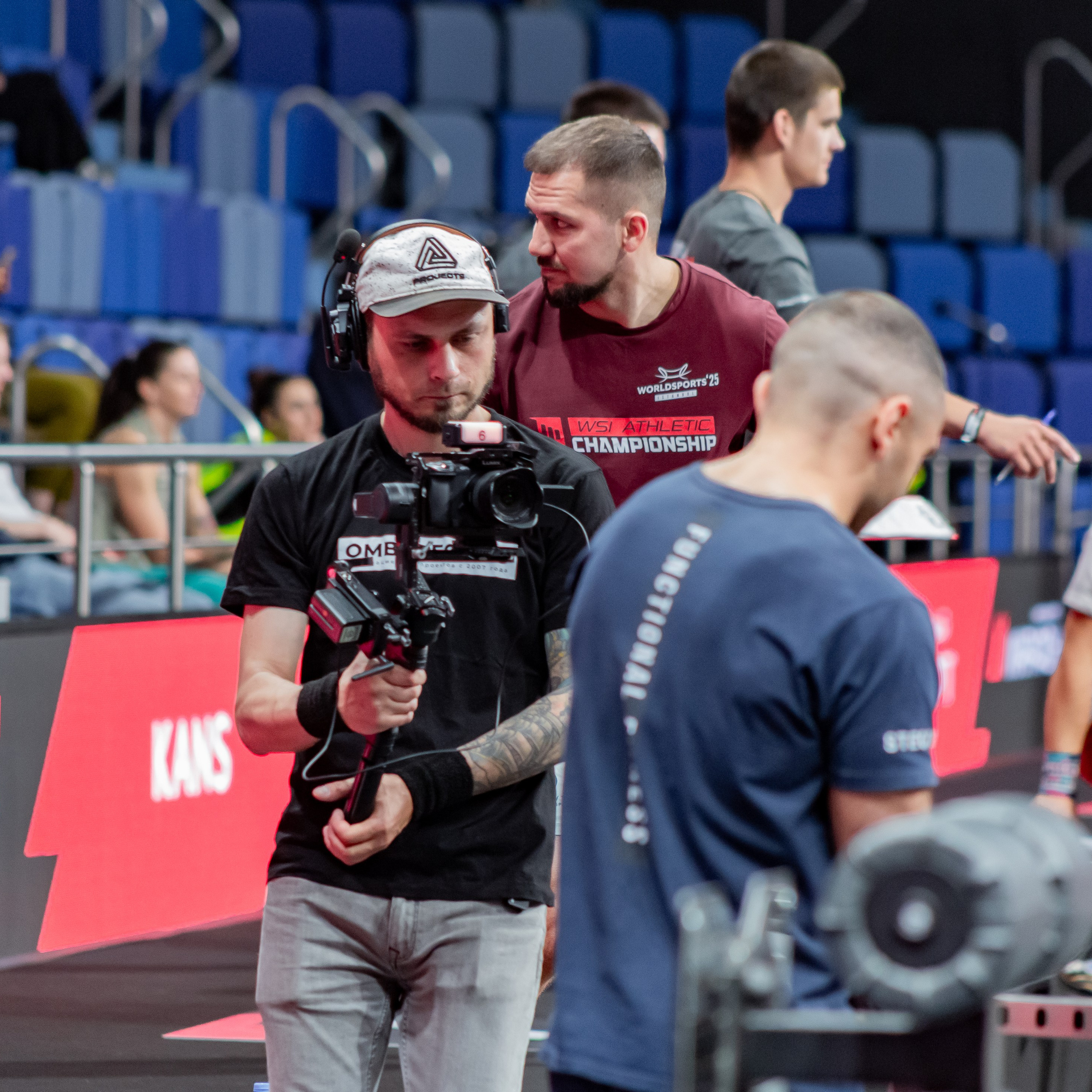 Съемочная группа OMVIDEOPRO. Фотограф в Москве Иоанн Соломон