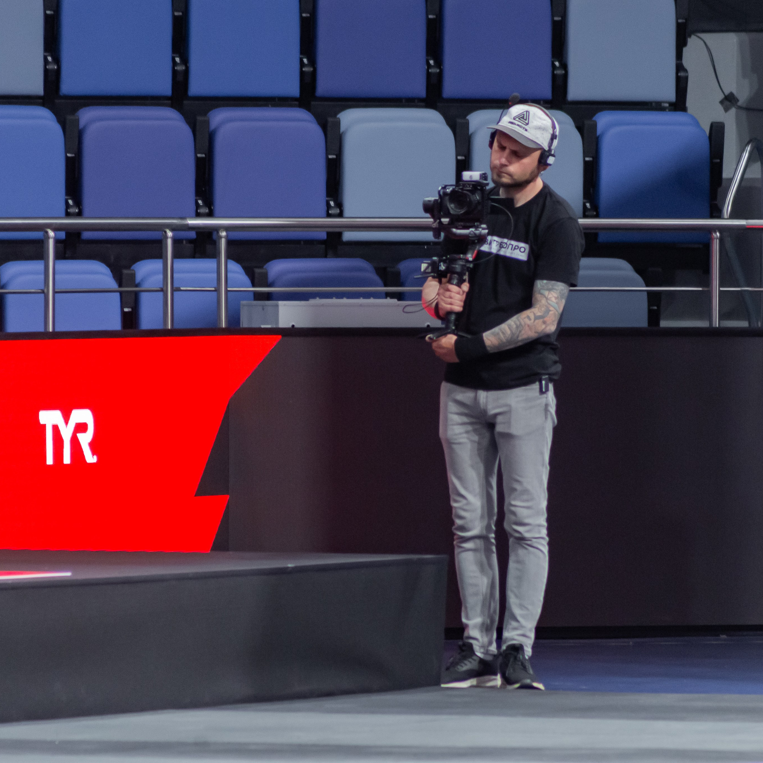 Съемочная группа OMVIDEOPRO. Фотограф в Москве Иоанн Соломон