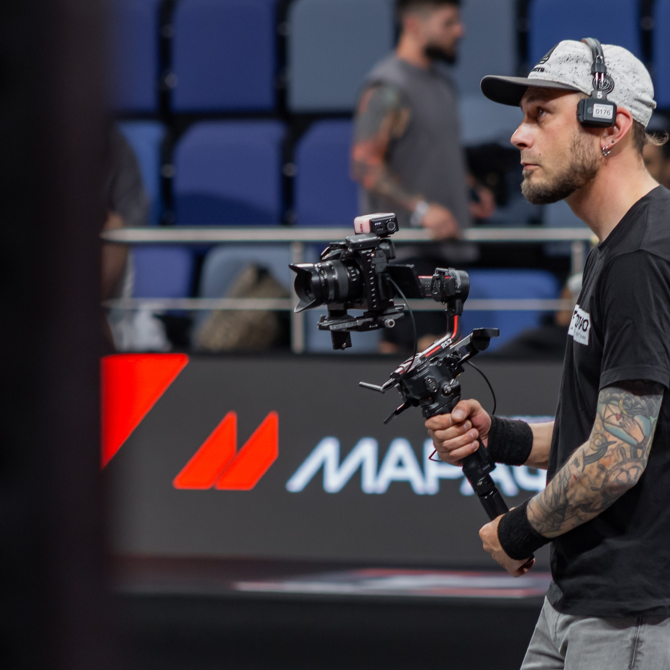 Съемочная группа OMVIDEOPRO. Фотограф в Москве Иоанн Соломон