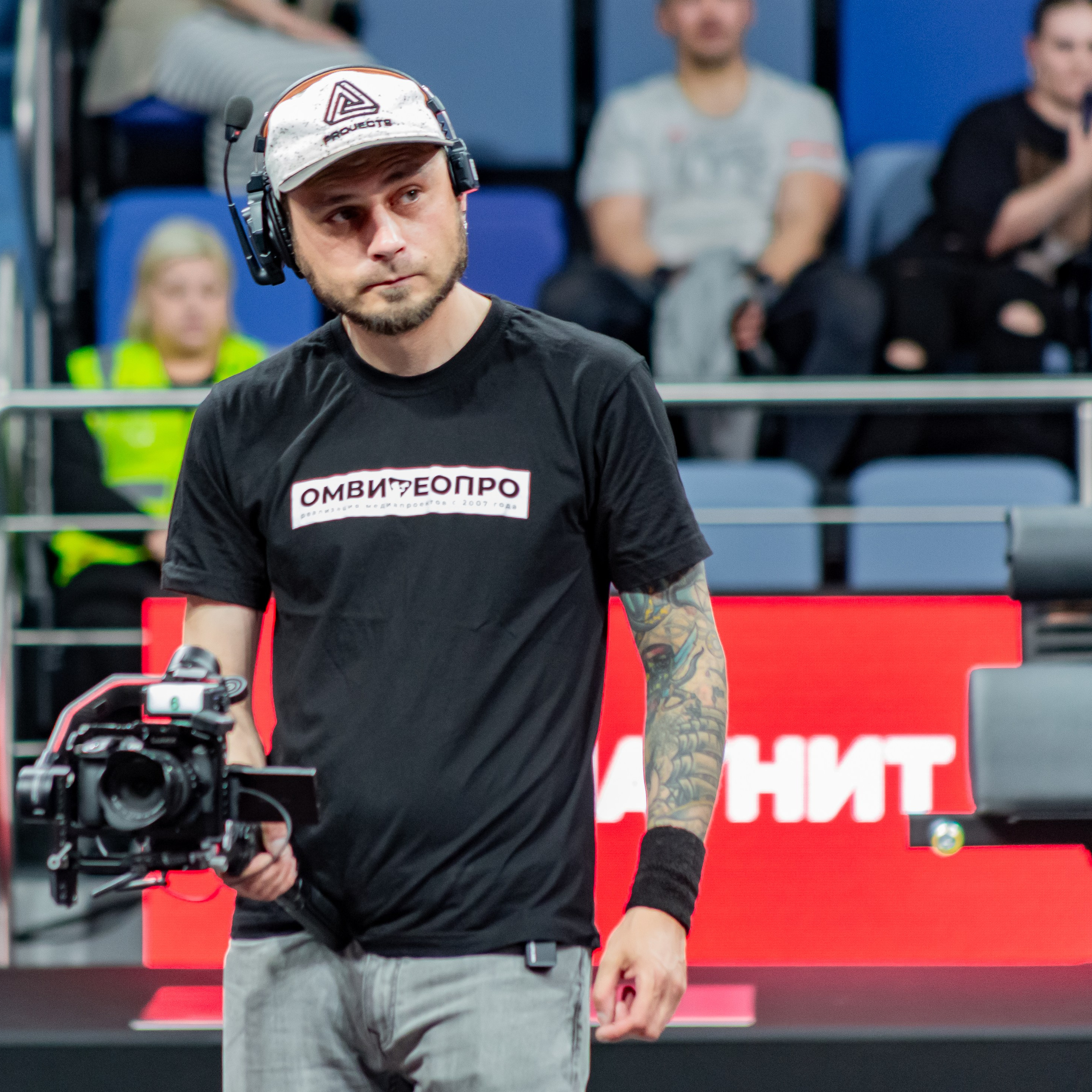 Съемочная группа OMVIDEOPRO. Фотограф в Москве Иоанн Соломон