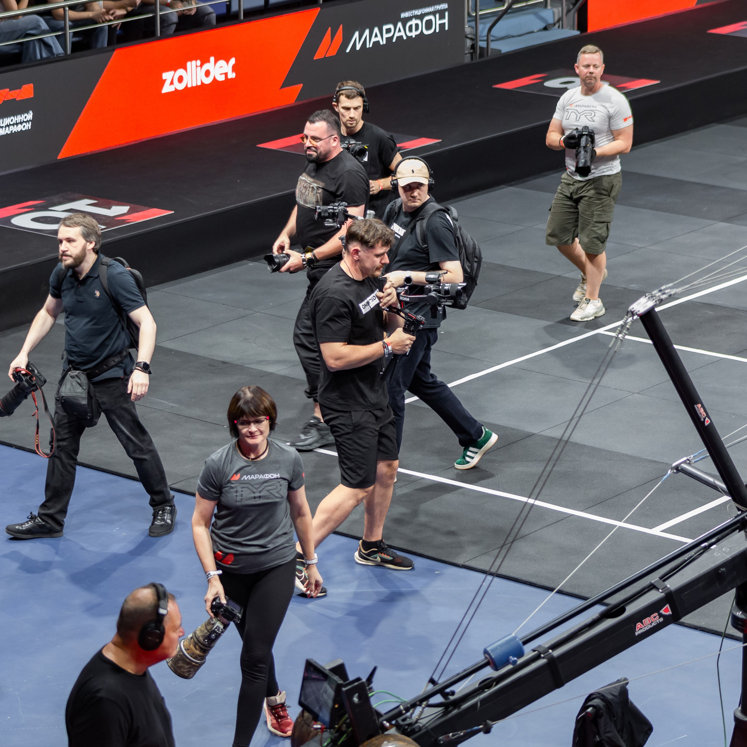 Съемочная группа OMVIDEOPRO. Фотограф в Москве Иоанн Соломон