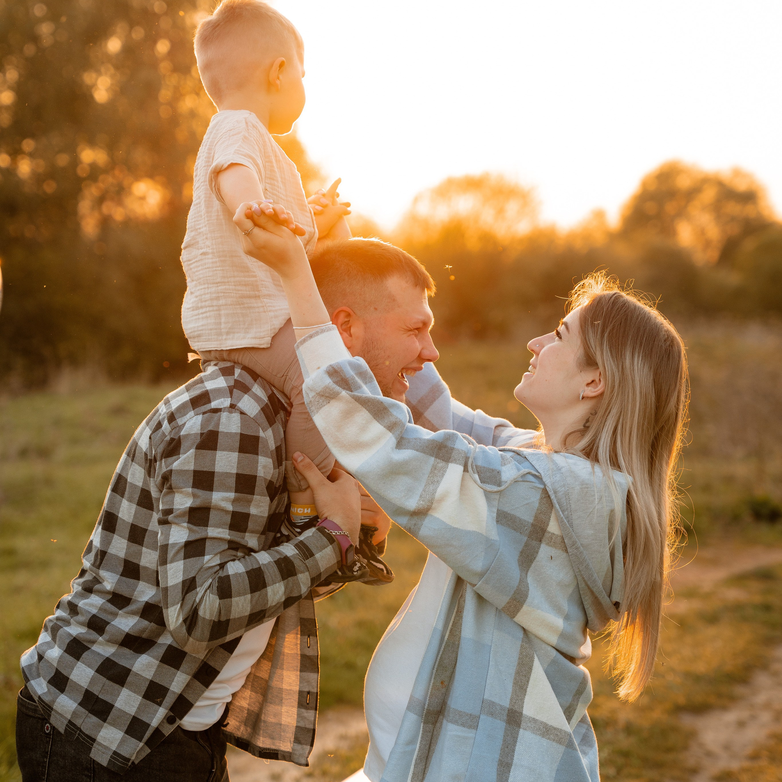 Ольга с семьёй июнь 2023 год