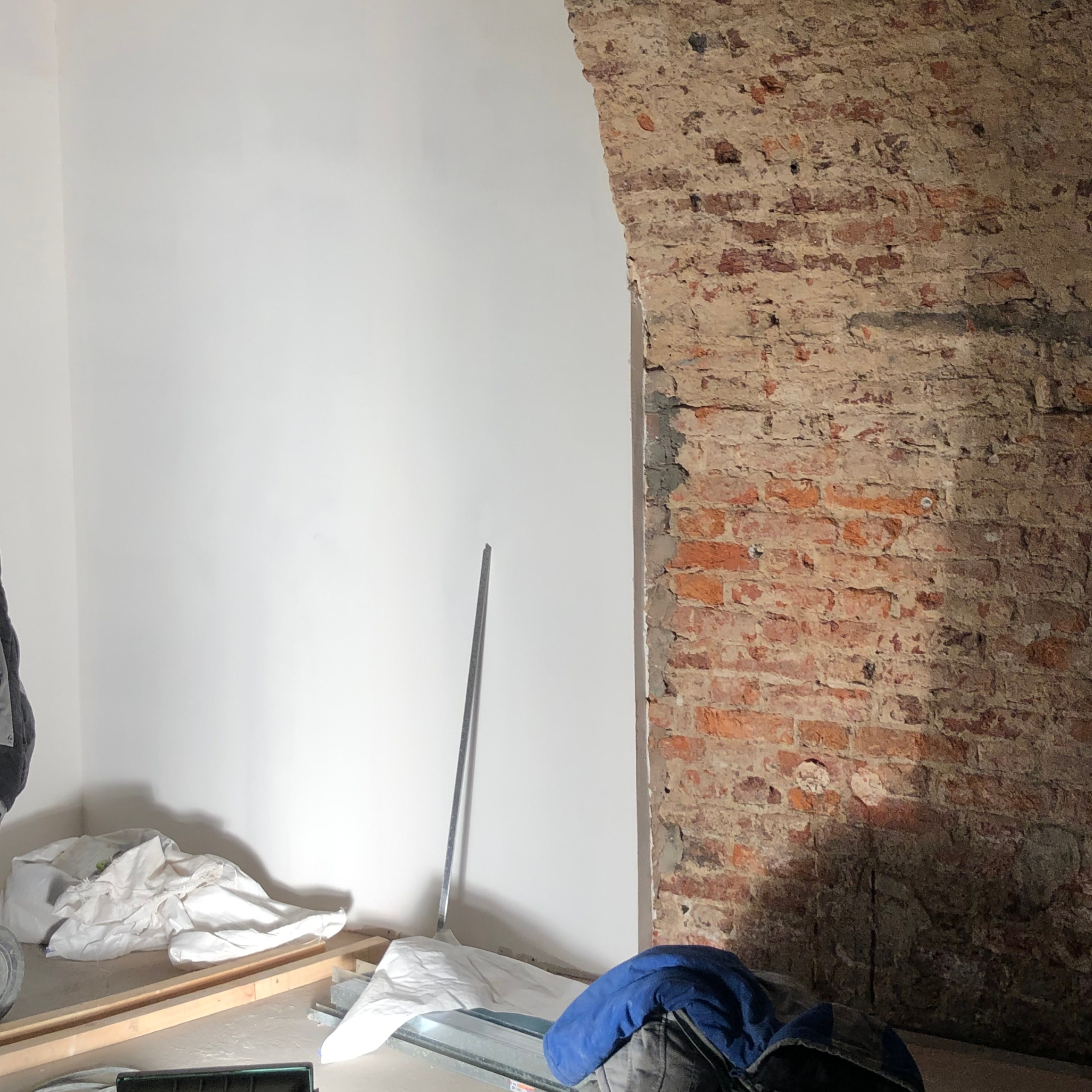 Офисы, конференц-зал и кухня-столовая площадью 200 м² для АО Майнинг Элемент, БЦ Ренессанс Фонтанка. Дизайн интерьера в Петербурге Ворфаламеева Яна