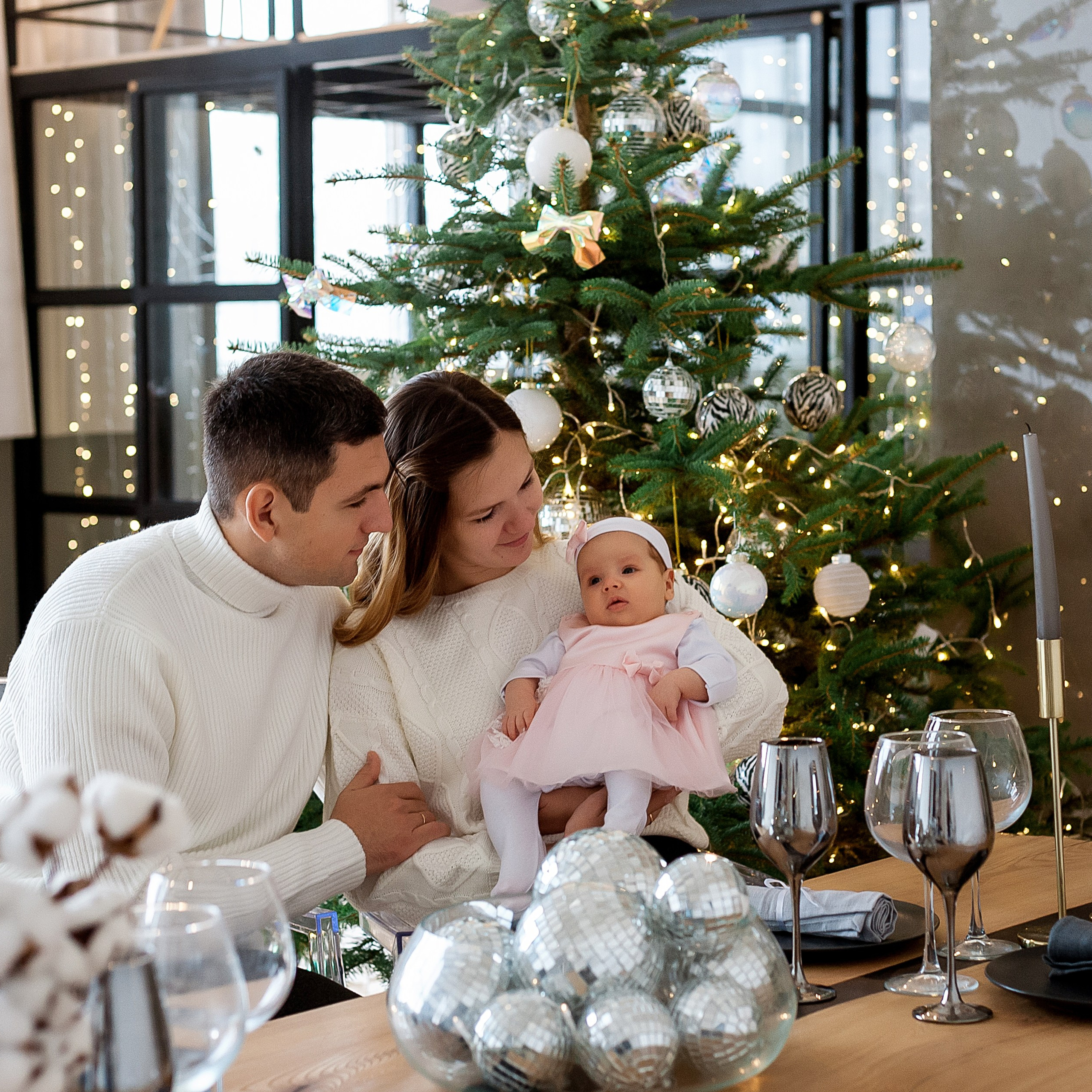 Саша, Таня, София