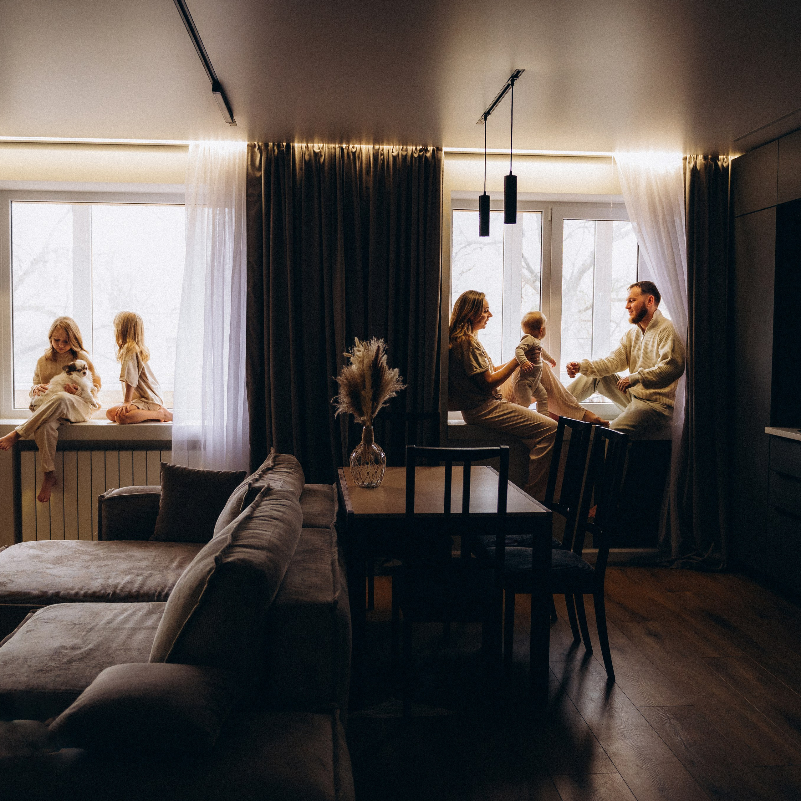 Миша, Таня, Саша, Варя, Гриша