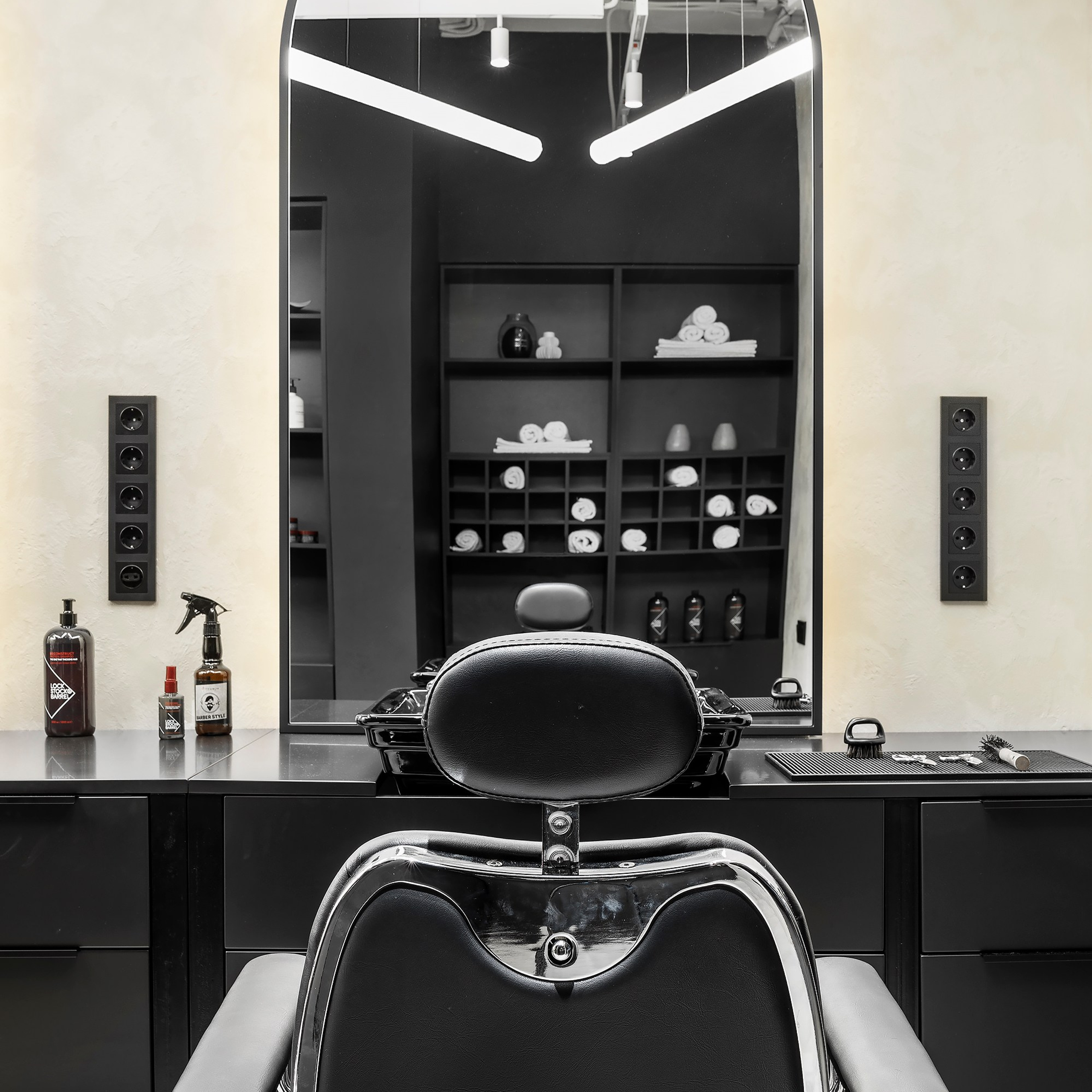 Кофейня и барбершоп «Goose». Интерьерный фотограф Георгий Трушкин Казань Москва Россия