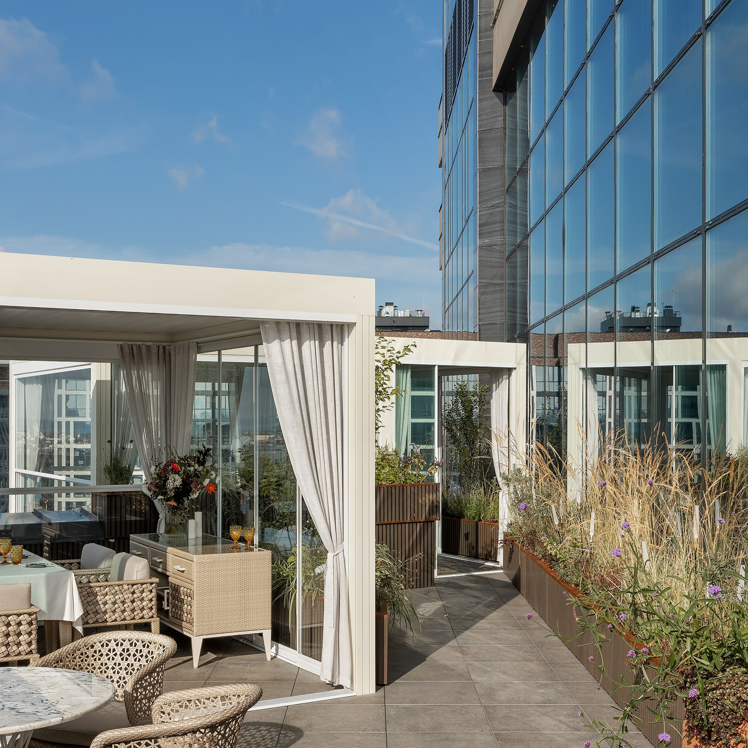 Ресторан Luis в Казани по проекту Раиса и Мадины Мингалеевых. Интерьерный фотограф Георгий Трушкин Казань Москва Россия