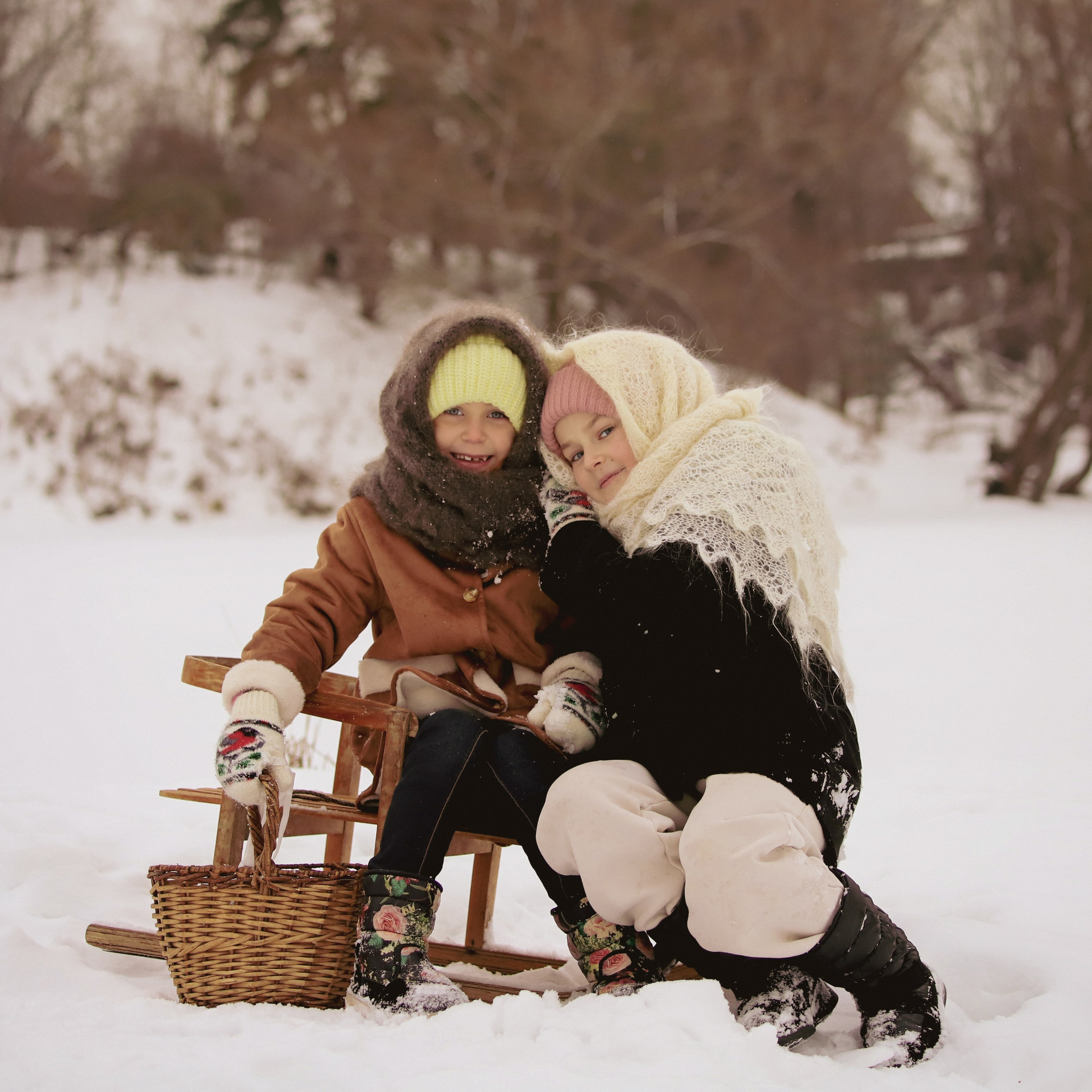 Анастасия и Эльмира