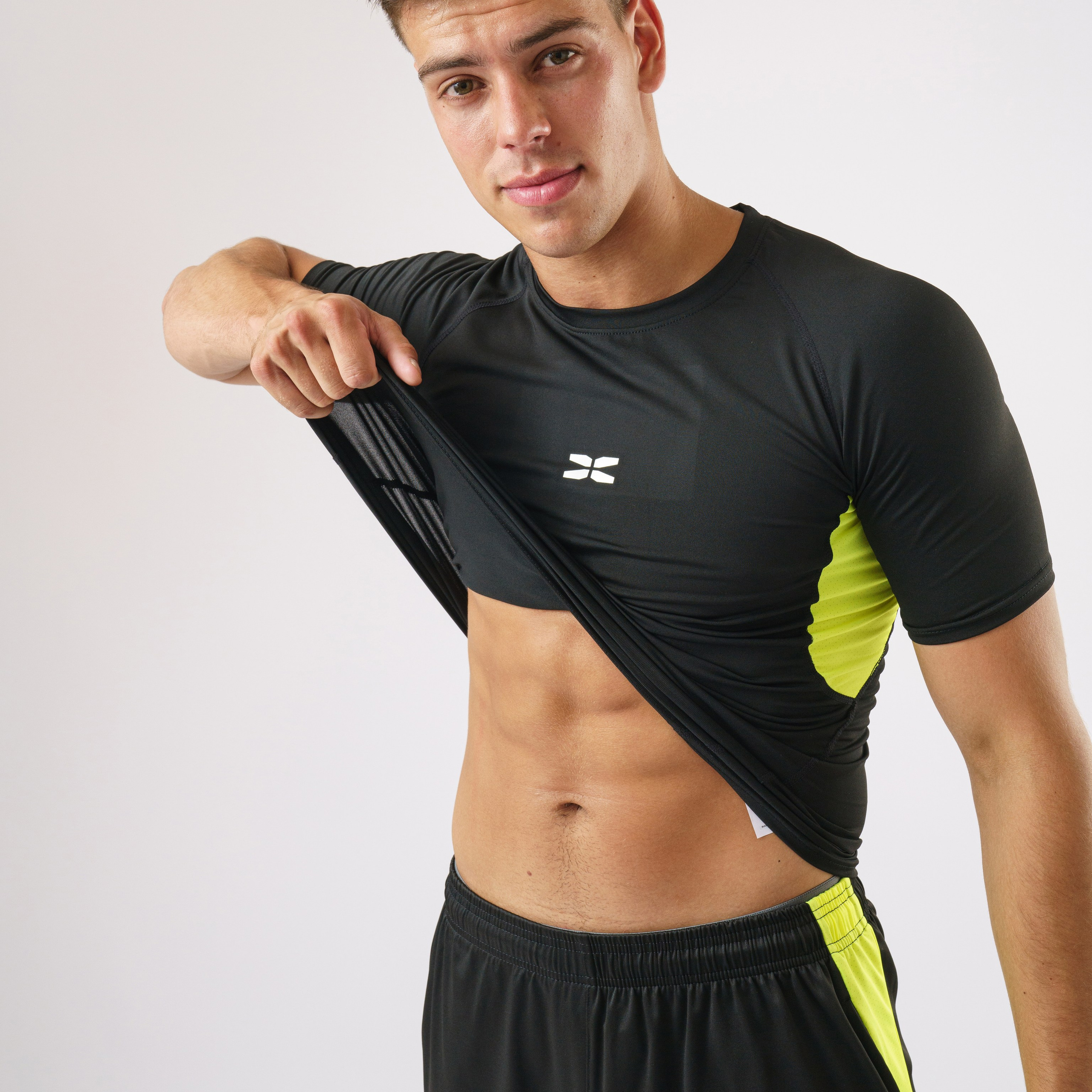 Георгий, 186&nbsp;см, 48-50 р-р