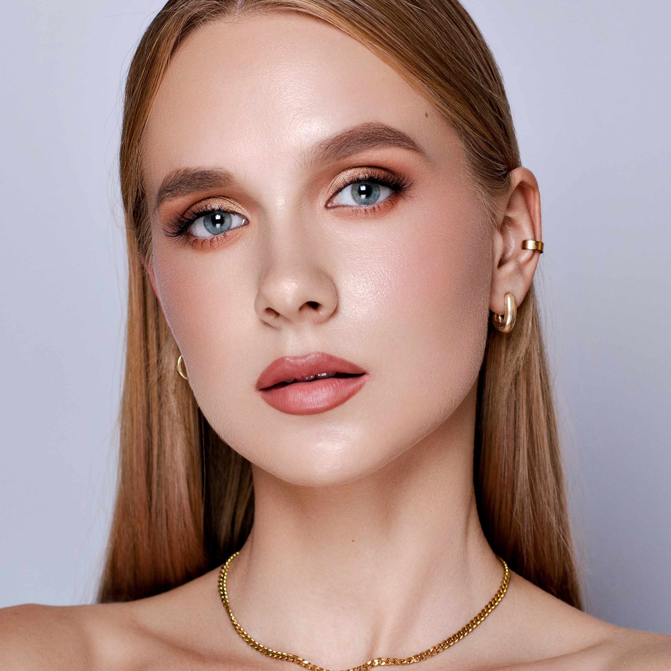 Анастасия, 42-44 р-р, 173 рост