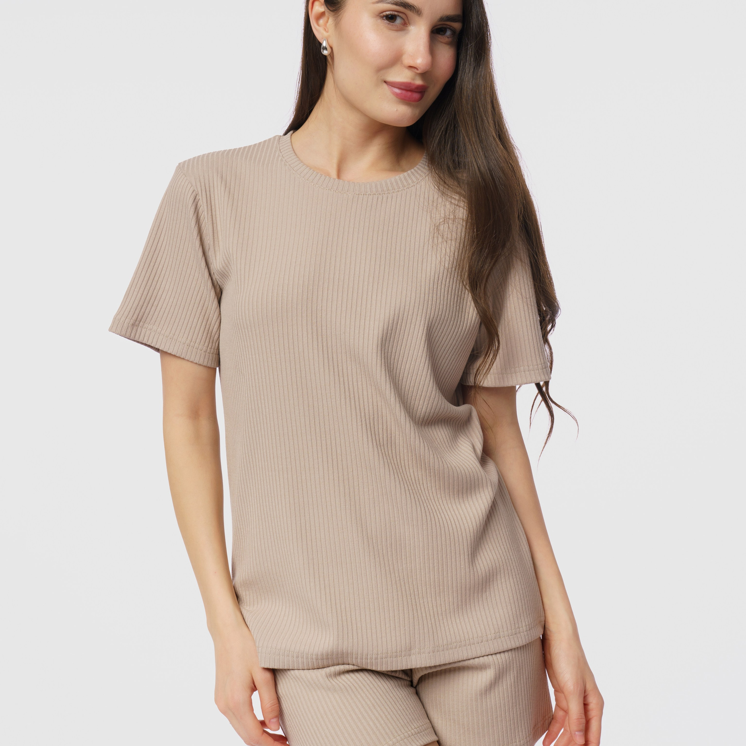 Анна, 40-42 р-р, рост 168