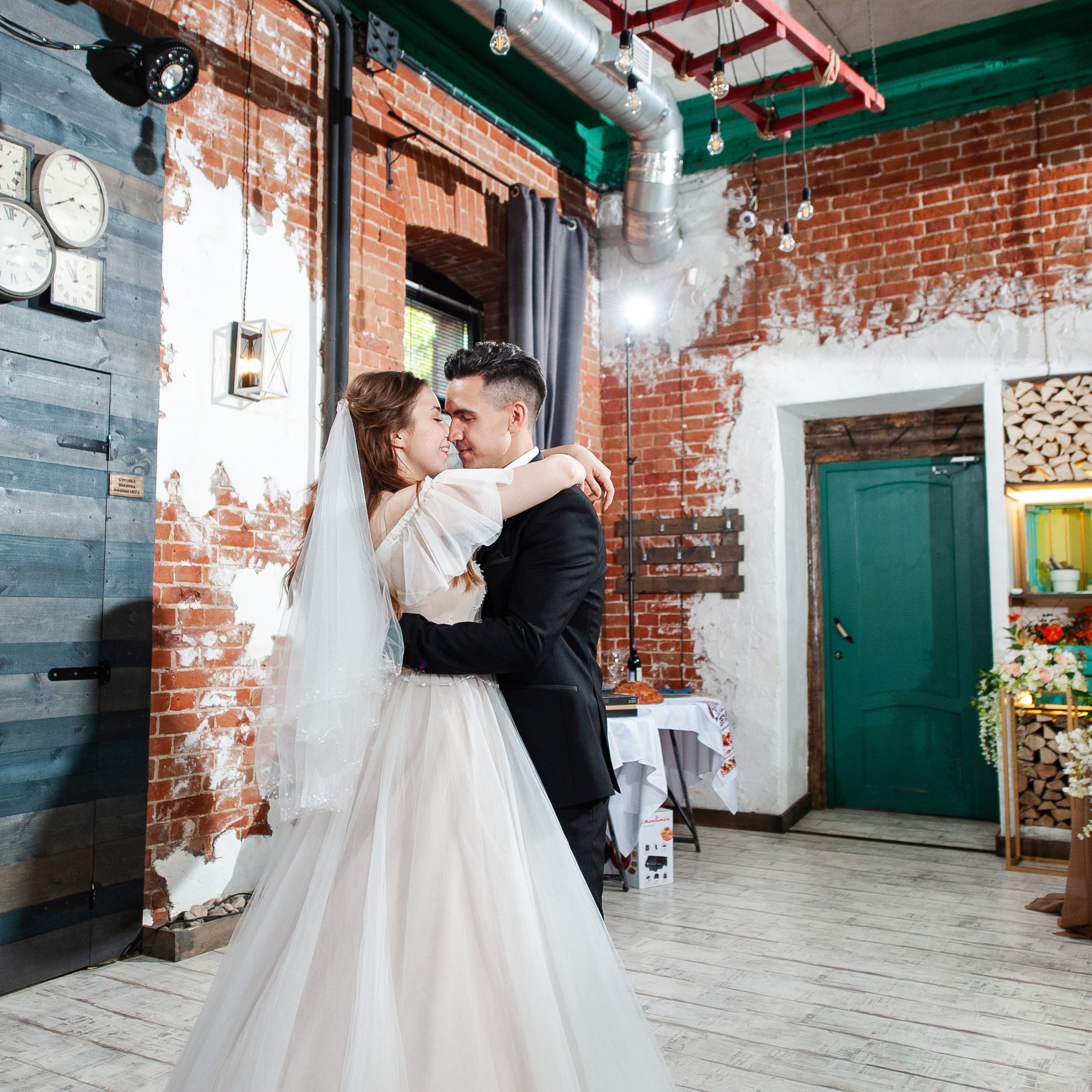 Свадебный и семейный фотограф в Омске Мормулев Михаил. Свадебный и семейный фотограф в Омске Мормулев Михаил