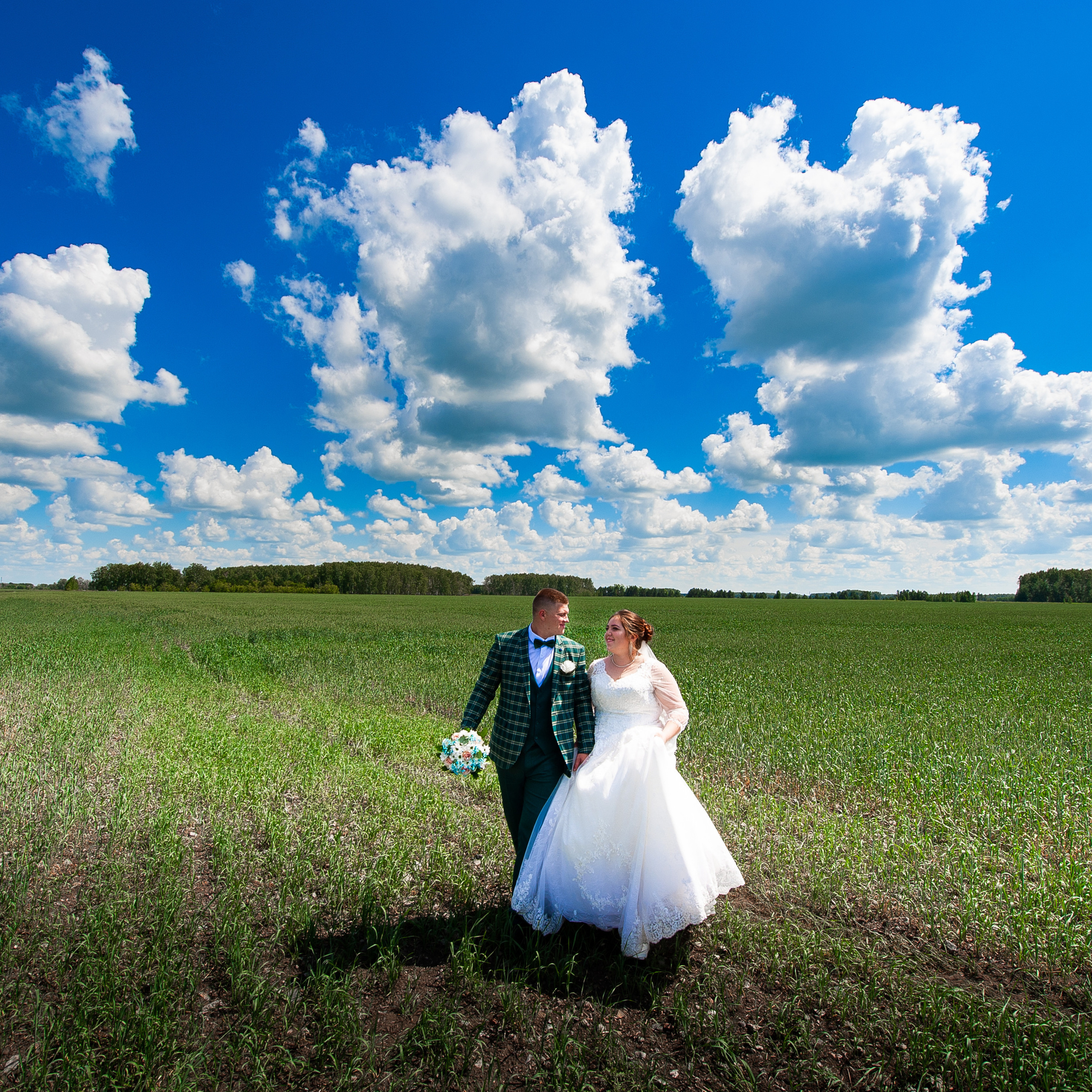 Свадебный и семейный фотограф в Омске Мормулев Михаил. Свадебный и семейный фотограф в Омске Мормулев Михаил