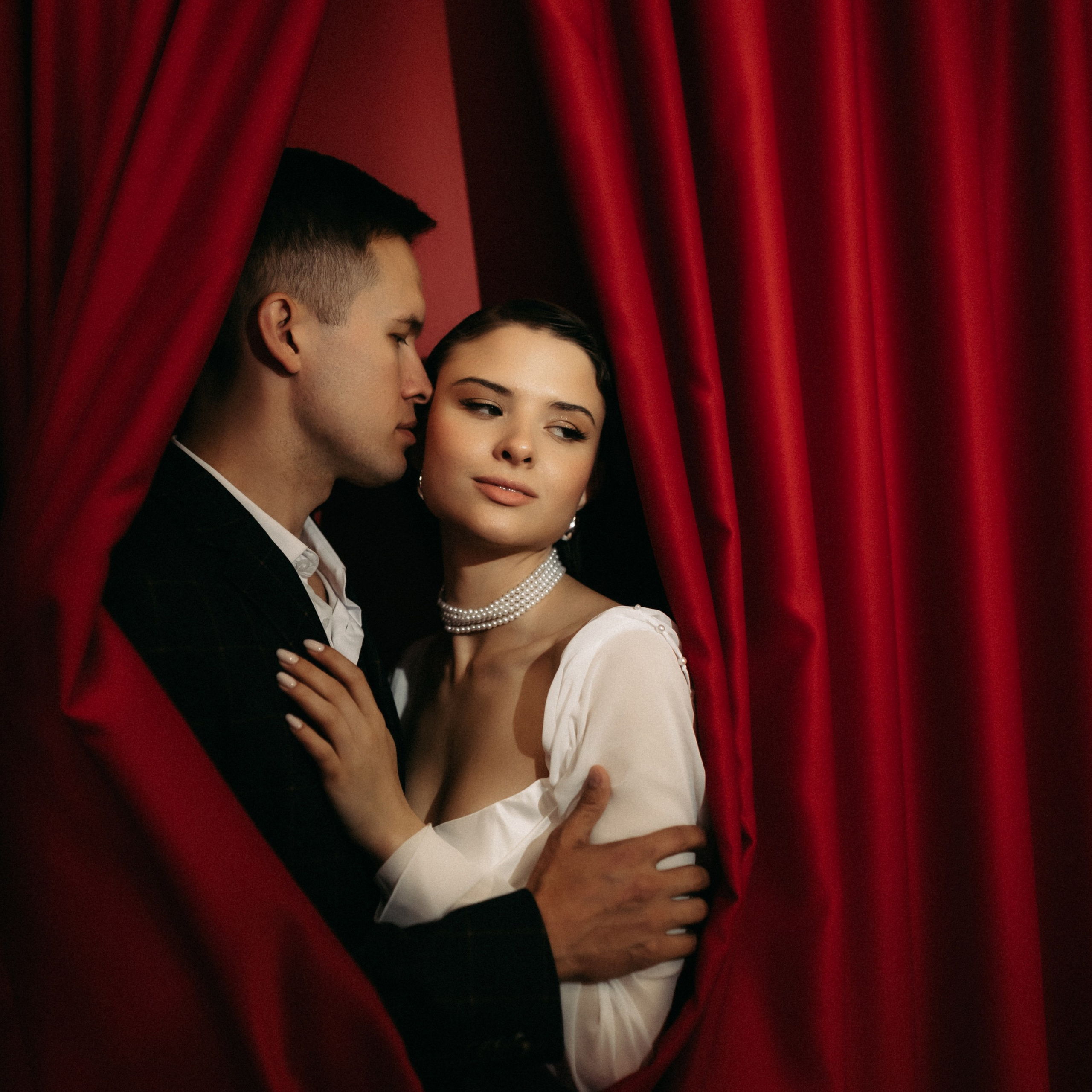 Марго и Роман, кинотеатр «Мираж»