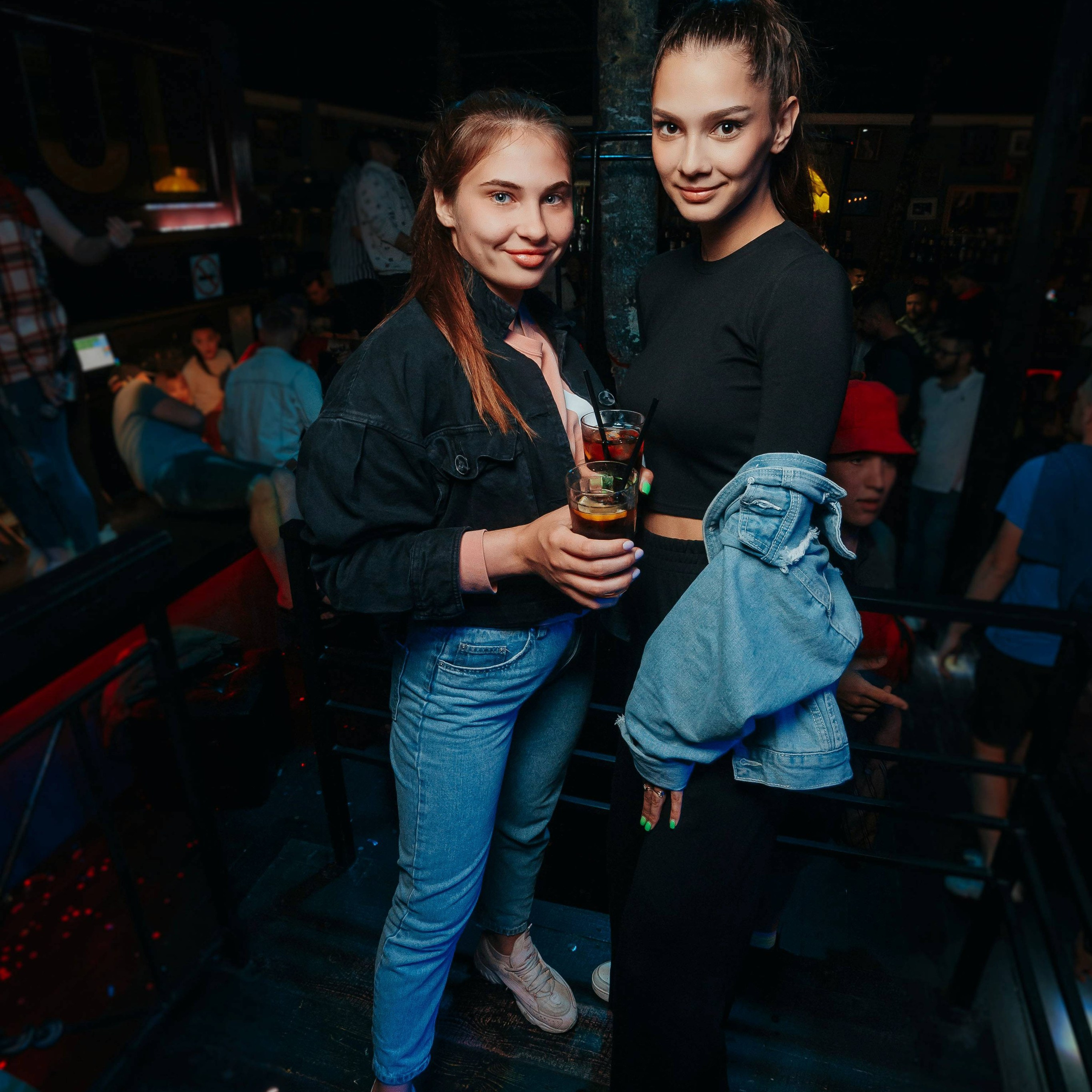 The bar XXXX. Репортажный (Event) фотограф в Барнауле | Даниил Маркин | Качество и вайб