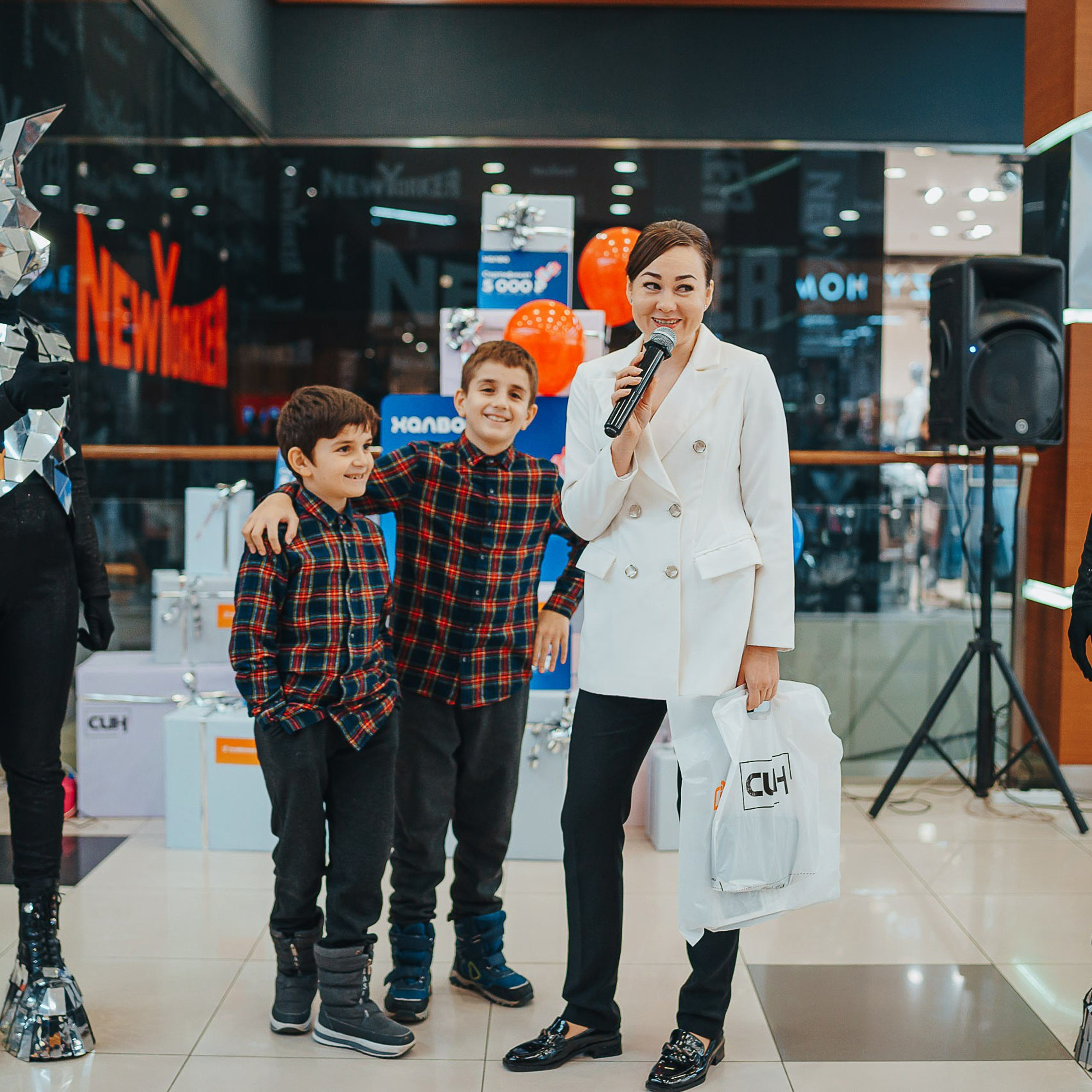 Совкомбанк Халва промо. Репортажный (Event) фотограф в Барнауле | Даниил Маркин | Качество и вайб