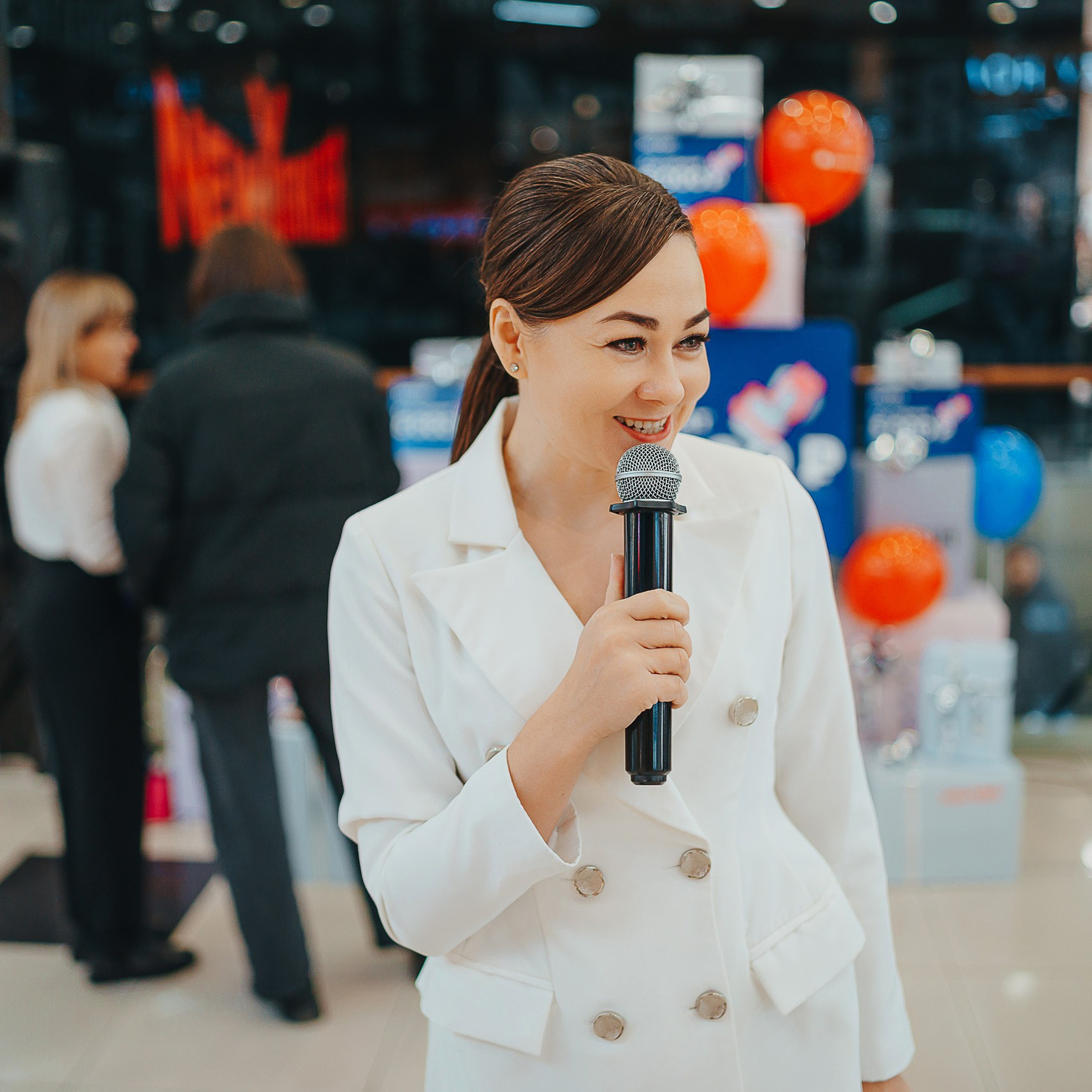 Совкомбанк Халва промо. Репортажный (Event) фотограф в Барнауле | Даниил Маркин | Качество и вайб