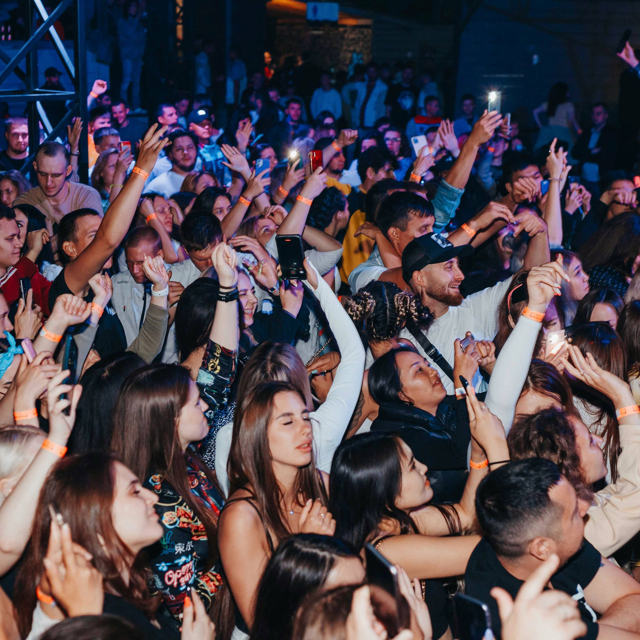 The bar XXXX. Репортажный (Event) фотограф в Барнауле | Даниил Маркин | Качество и вайб