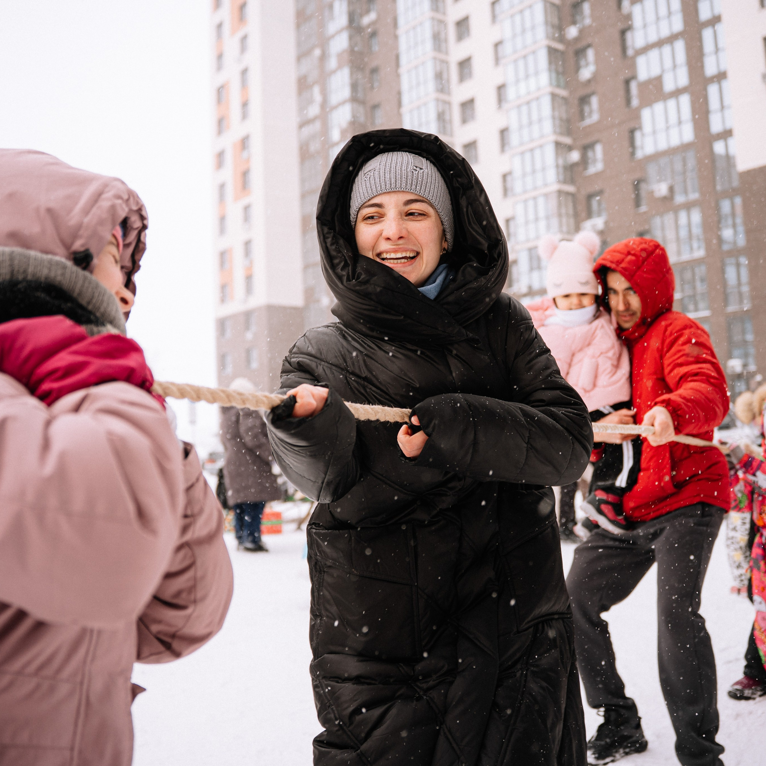 «ГК Алгоритм» — Новый год в ЖК Колумб. Репортажный (Event) фотограф в Барнауле | Даниил Маркин | Качество и вайб