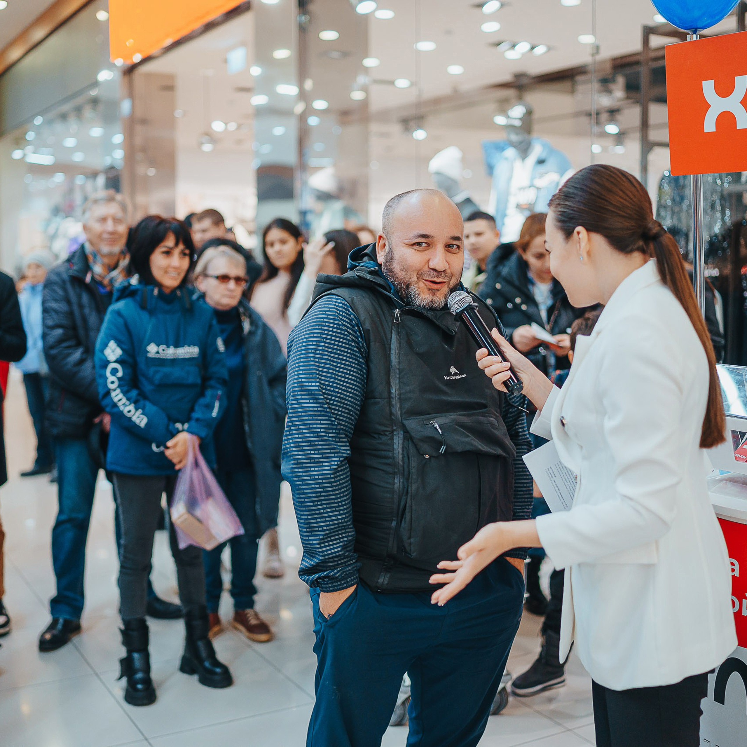 Совкомбанк Халва промо. Репортажный (Event) фотограф в Барнауле | Даниил Маркин | Качество и вайб