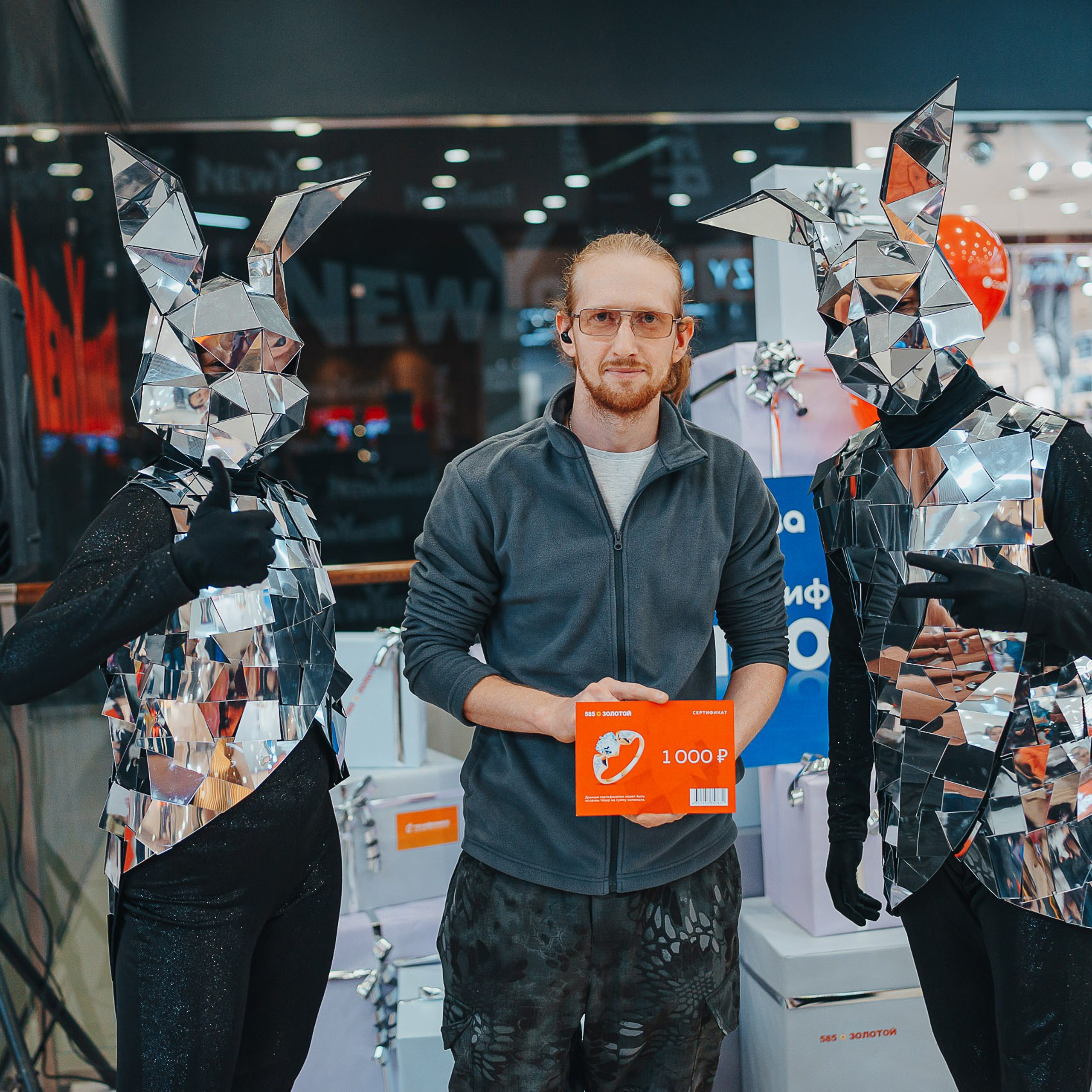 Совкомбанк Халва промо. Репортажный (Event) фотограф в Барнауле | Даниил Маркин | Качество и вайб