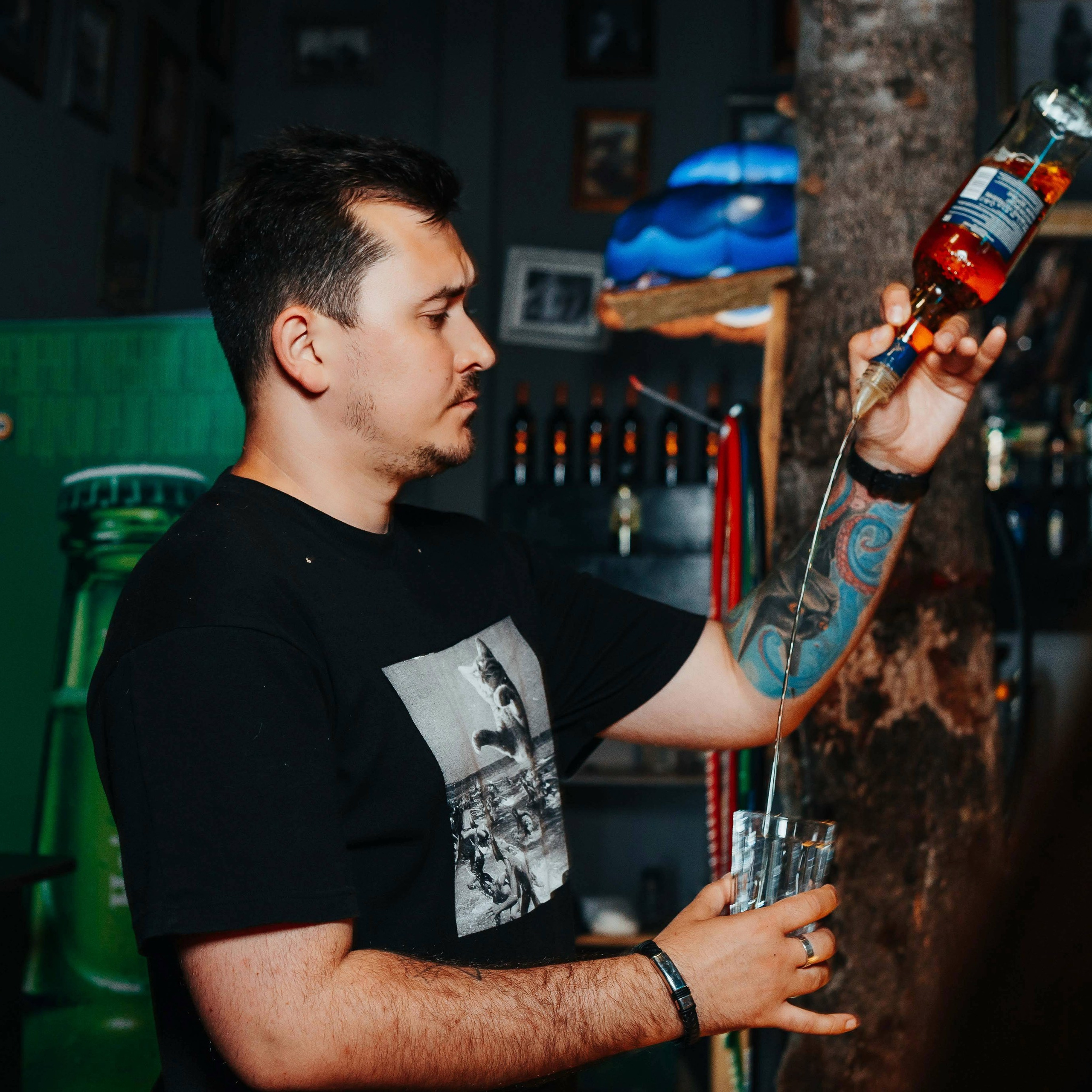 The bar XXXX. Репортажный (Event) фотограф в Барнауле | Даниил Маркин | Качество и вайб