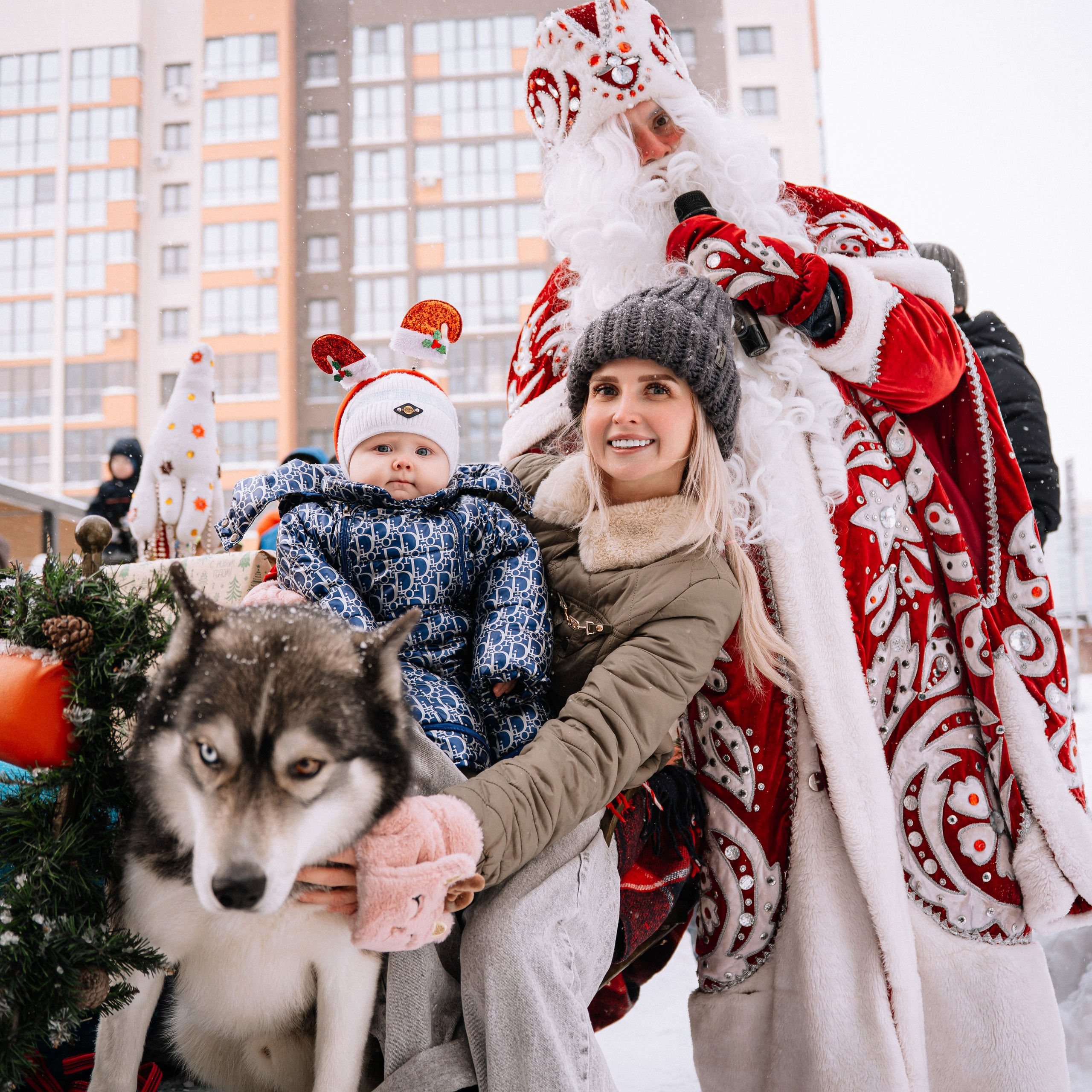 «ГК Алгоритм» — Новый год в ЖК Колумб. Репортажный (Event) фотограф в Барнауле | Даниил Маркин | Качество и вайб