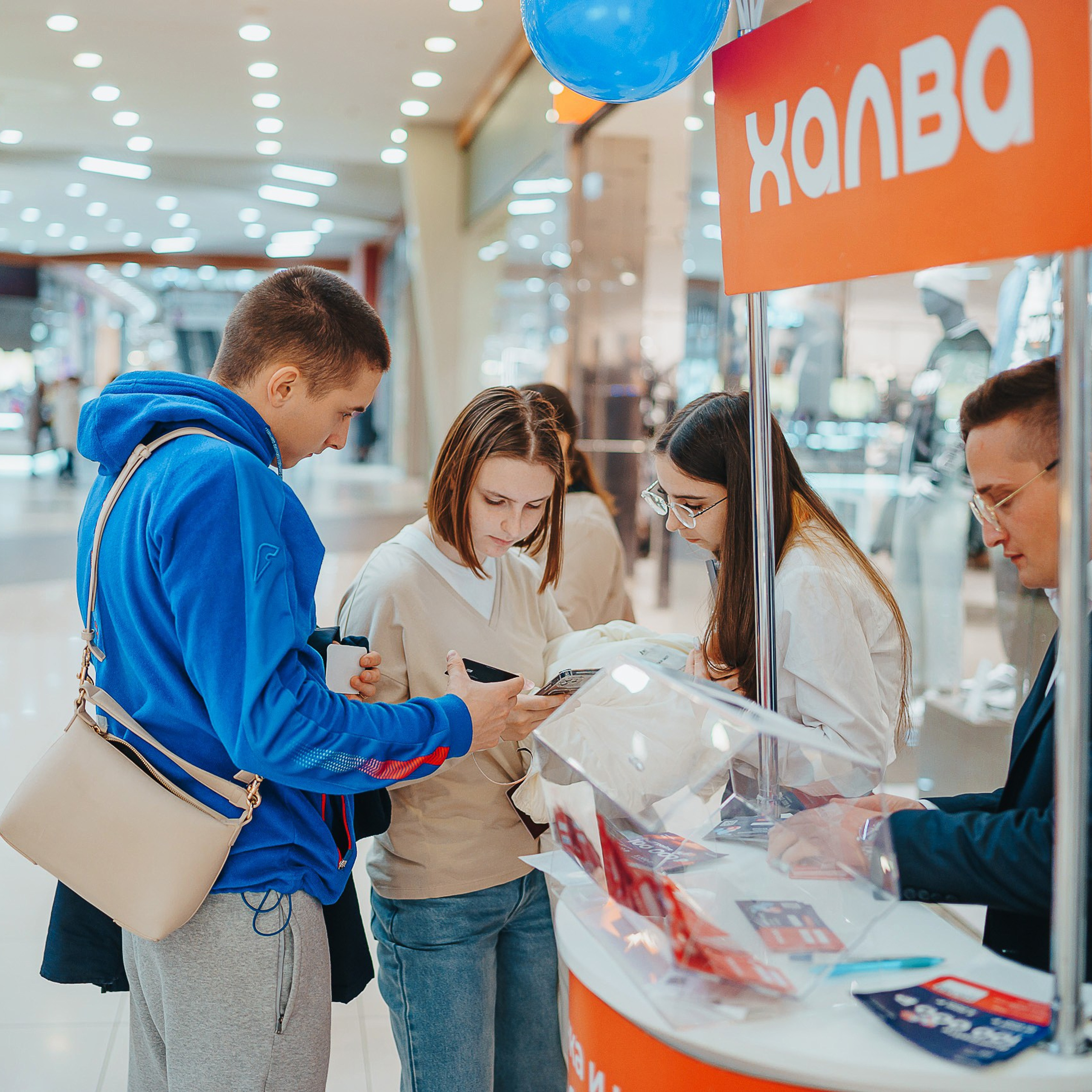 Совкомбанк Халва промо. Репортажный (Event) фотограф в Барнауле | Даниил Маркин | Качество и вайб
