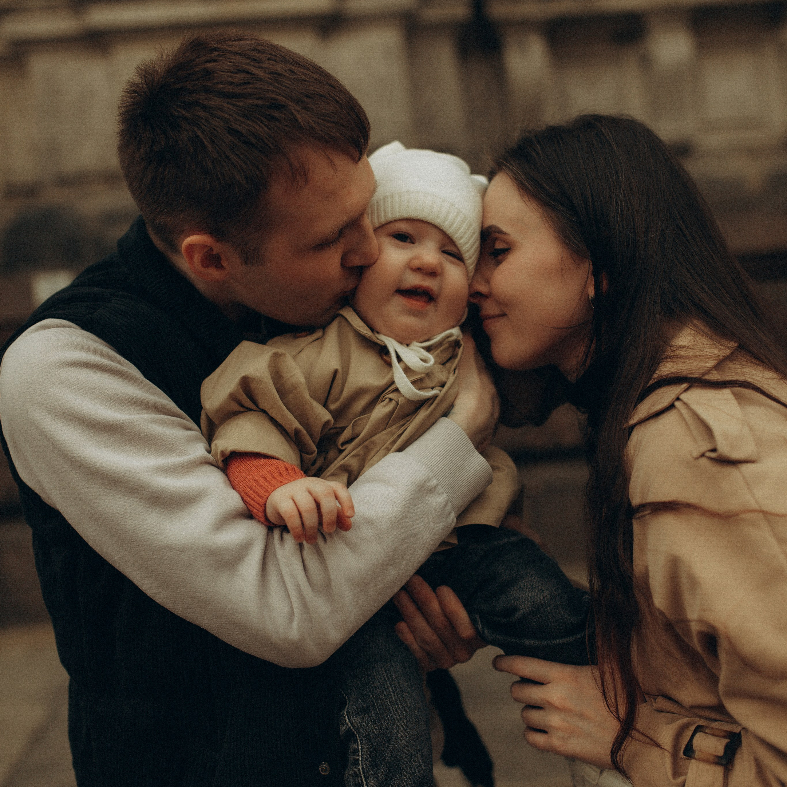 Женя Саша и Мира