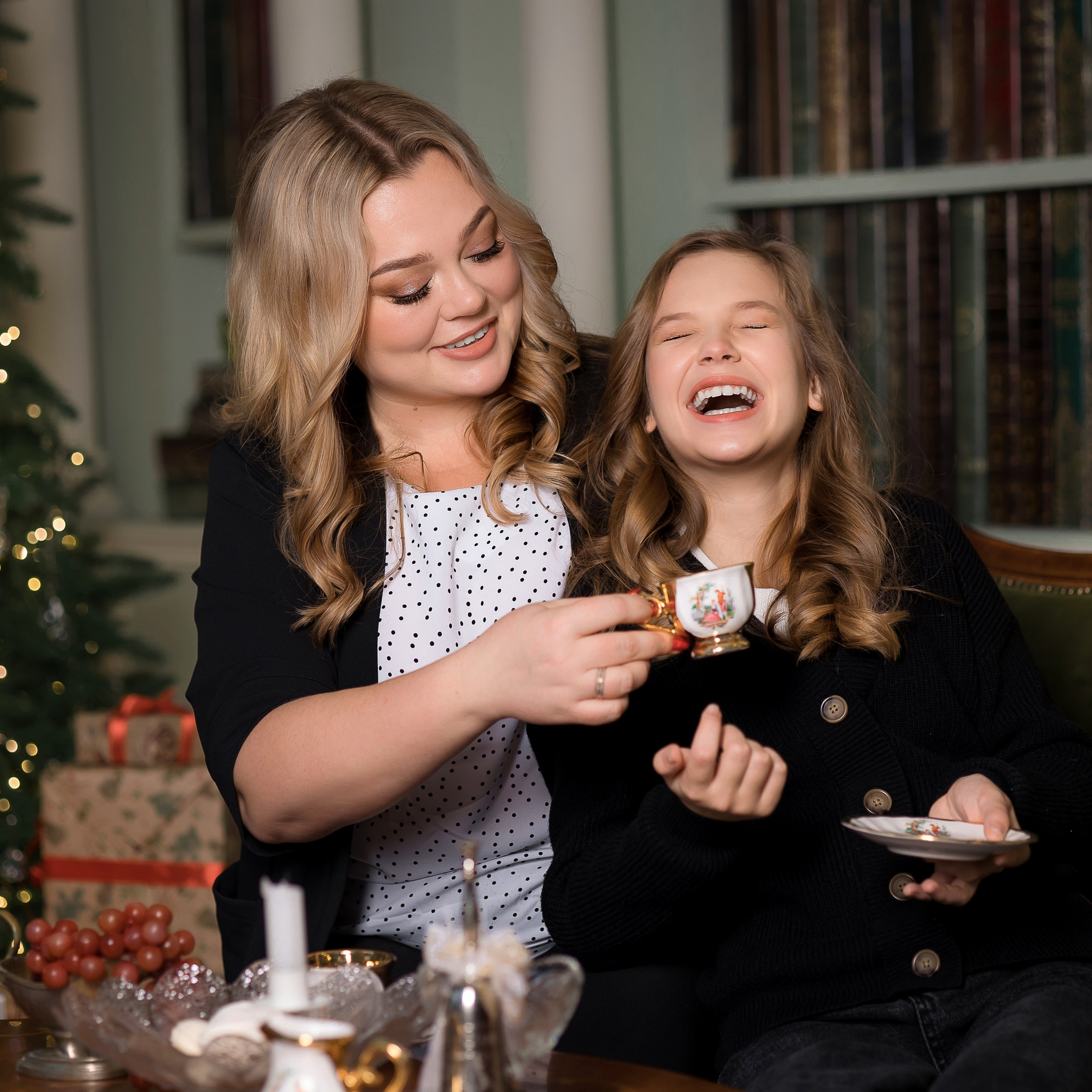 Екатерина и Александра