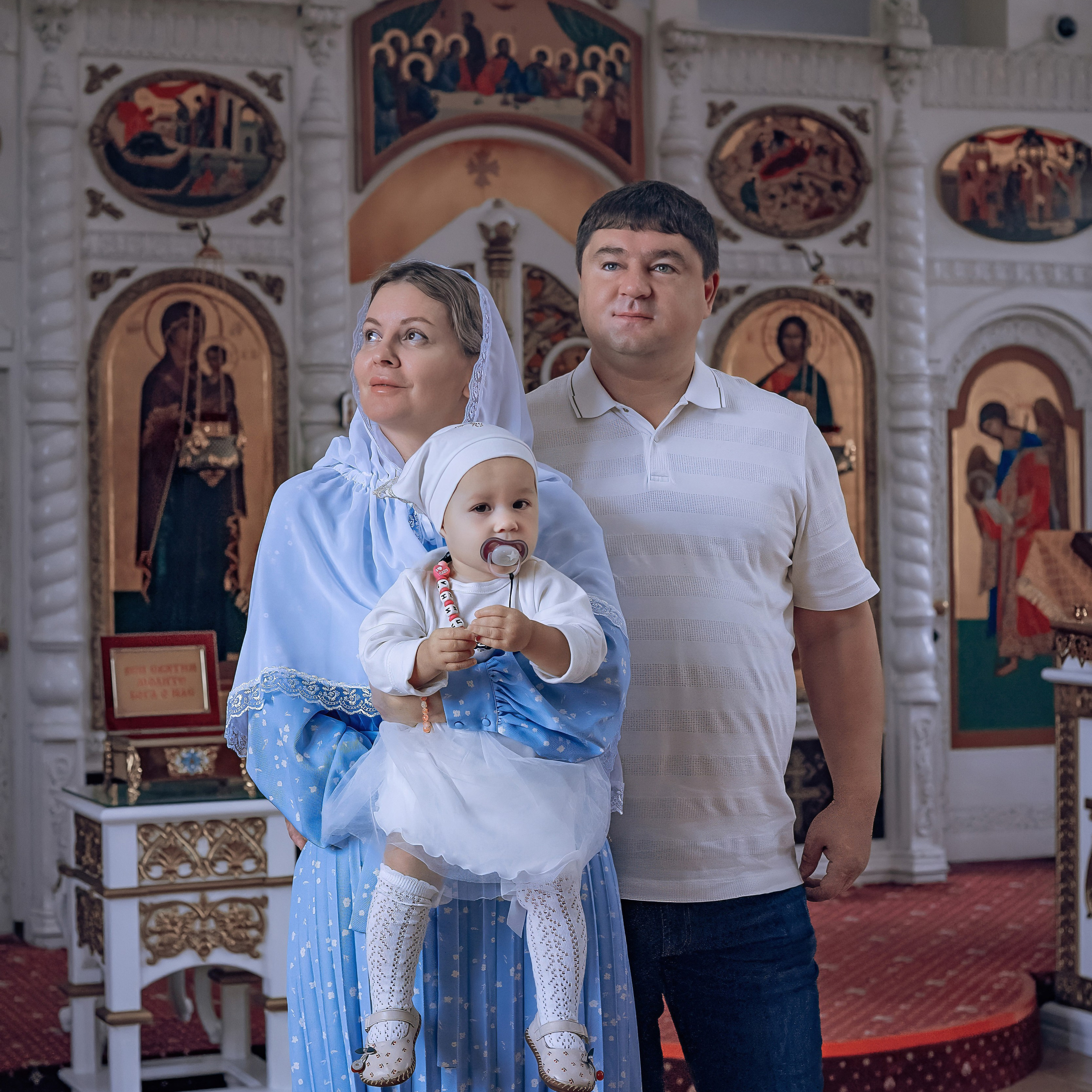 Крещение Алины в Трехсвятительской церкви Красноярск