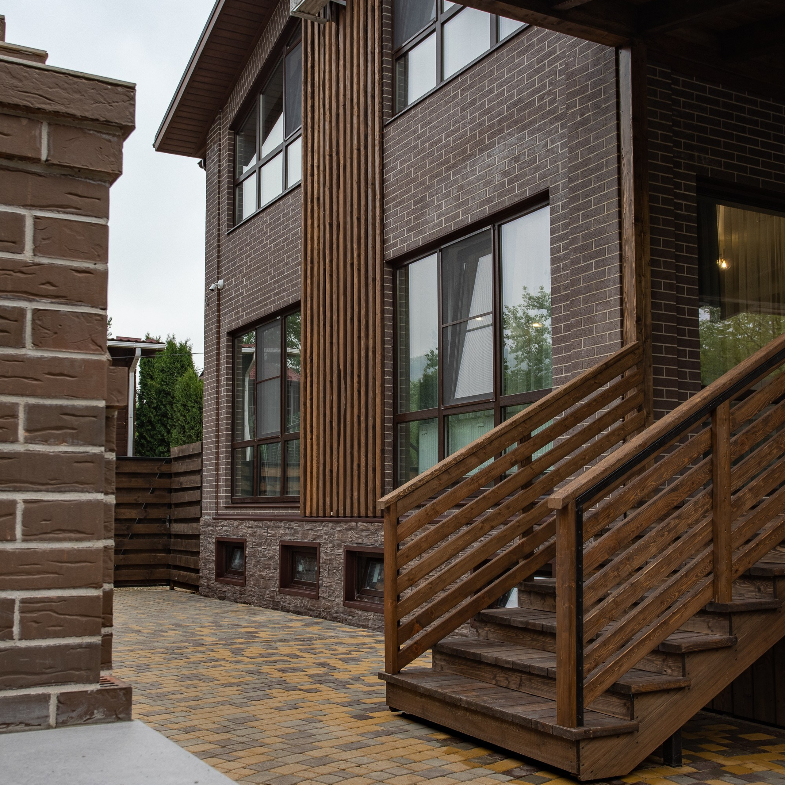 ЗАГОРОДНЫЙ ДОМ