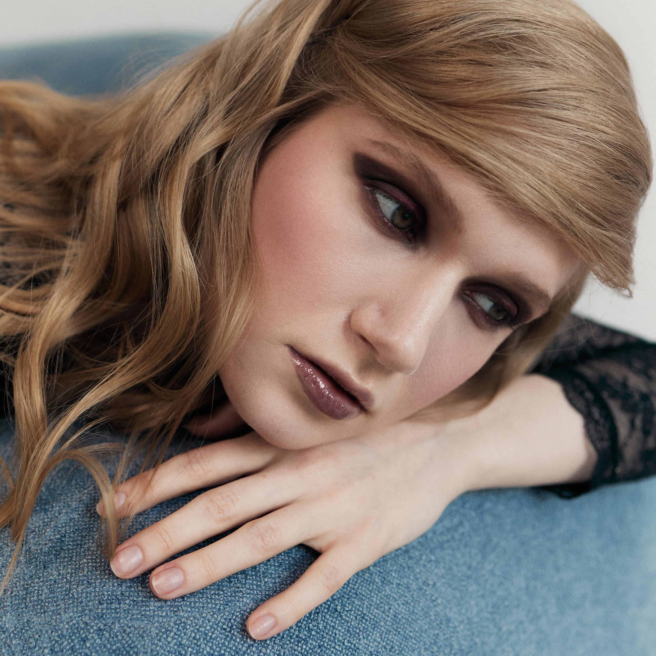 Отзывы. Влада Зюзина — adalwzet posmotri — коммерческий фотограф в Москве — портретный фотограф, фотограф для брендов