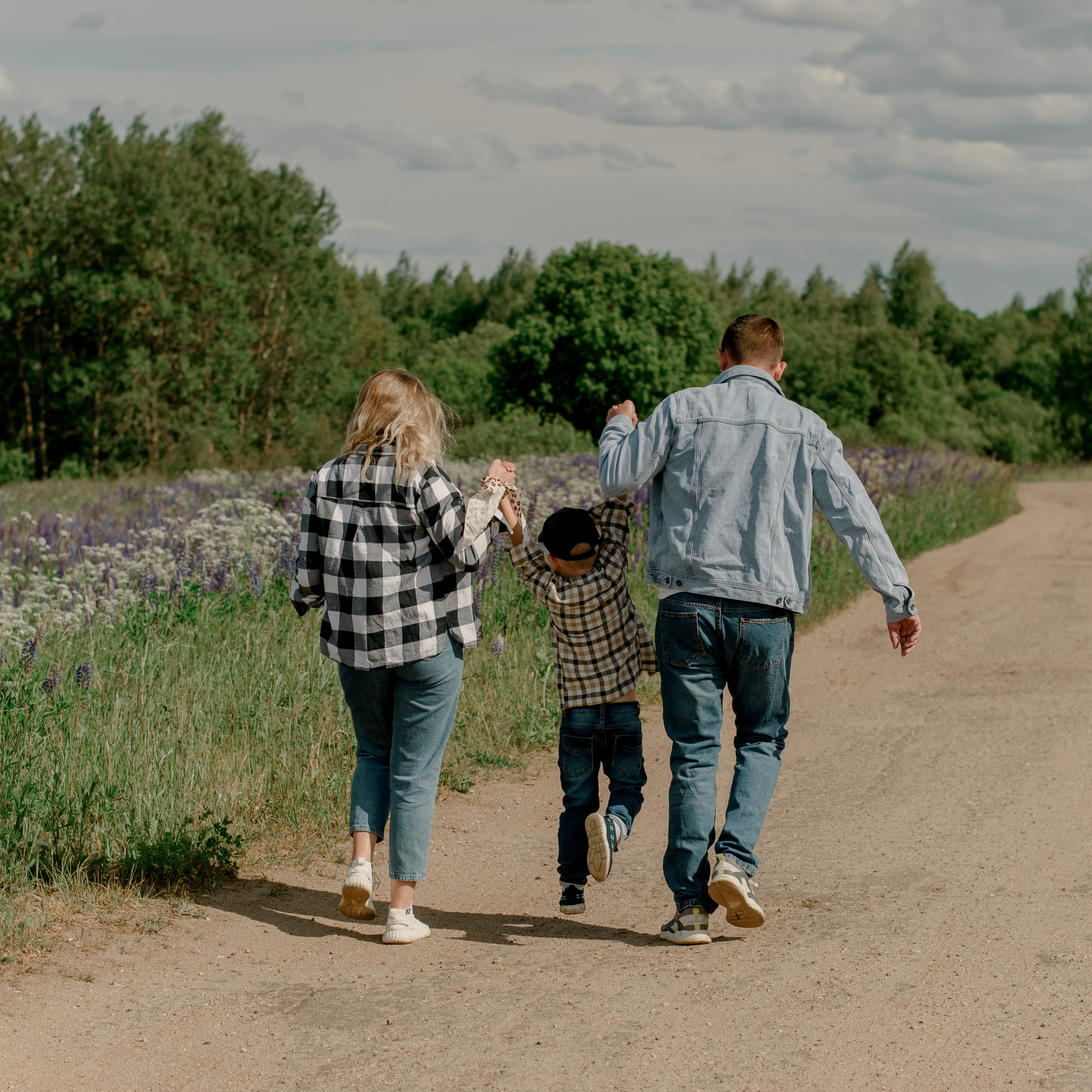 Кристина. Прогулка на природе