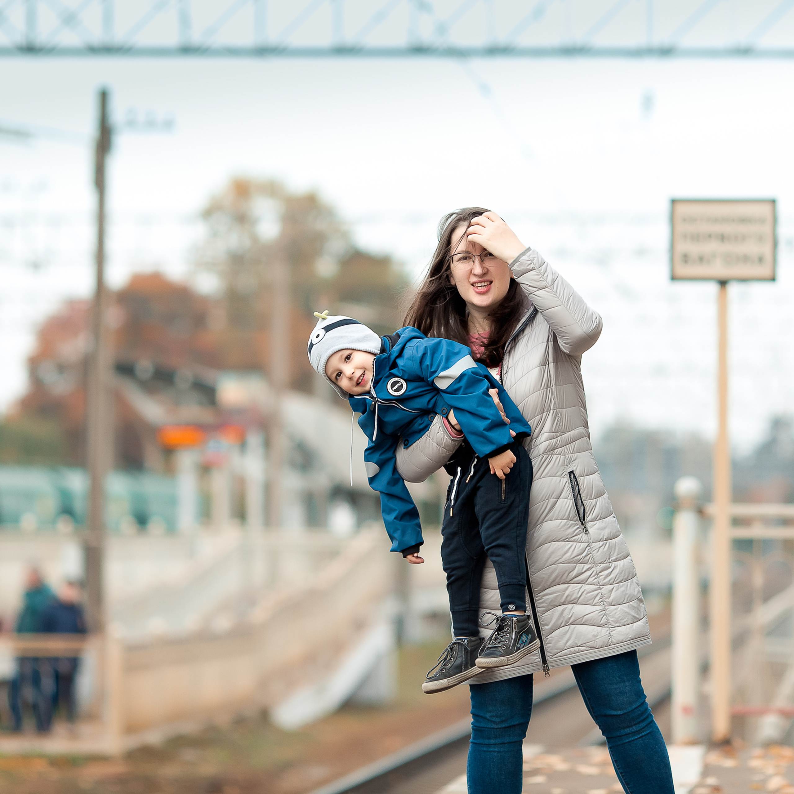 Семейная фотосессия на ЖД станции