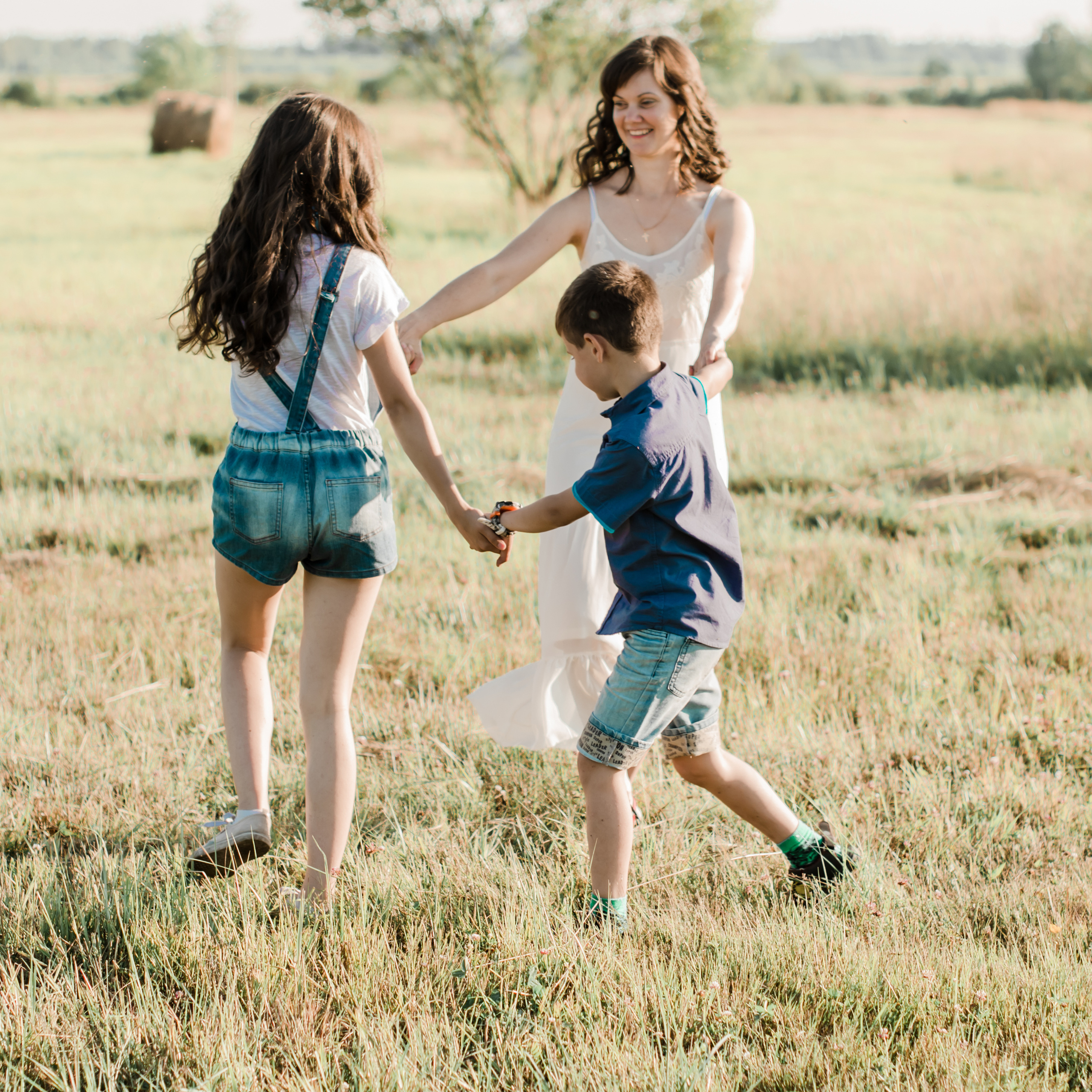 Глеб, Татьяна, Ульяна и Леонид