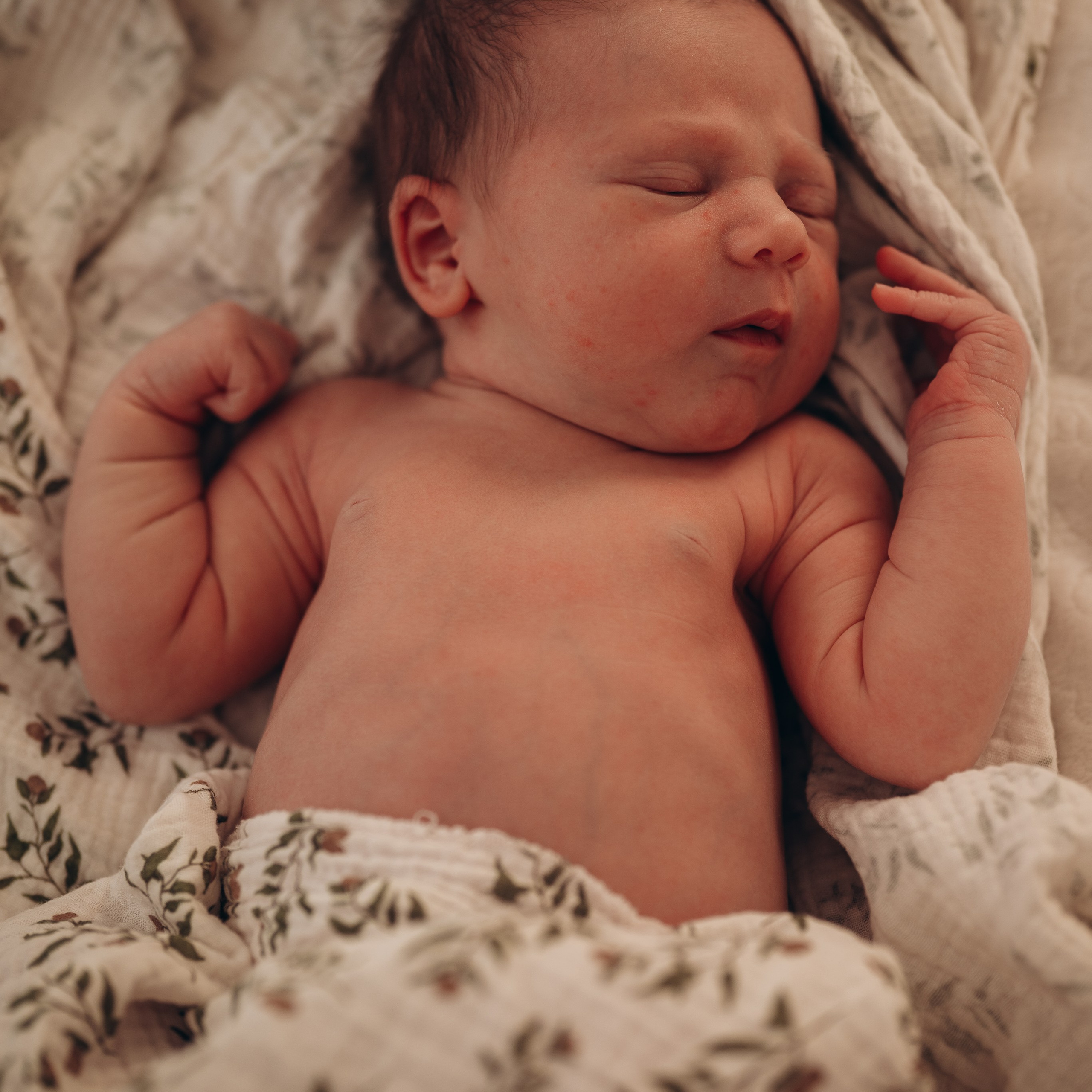 Новорожденные и&nbsp;Материнство