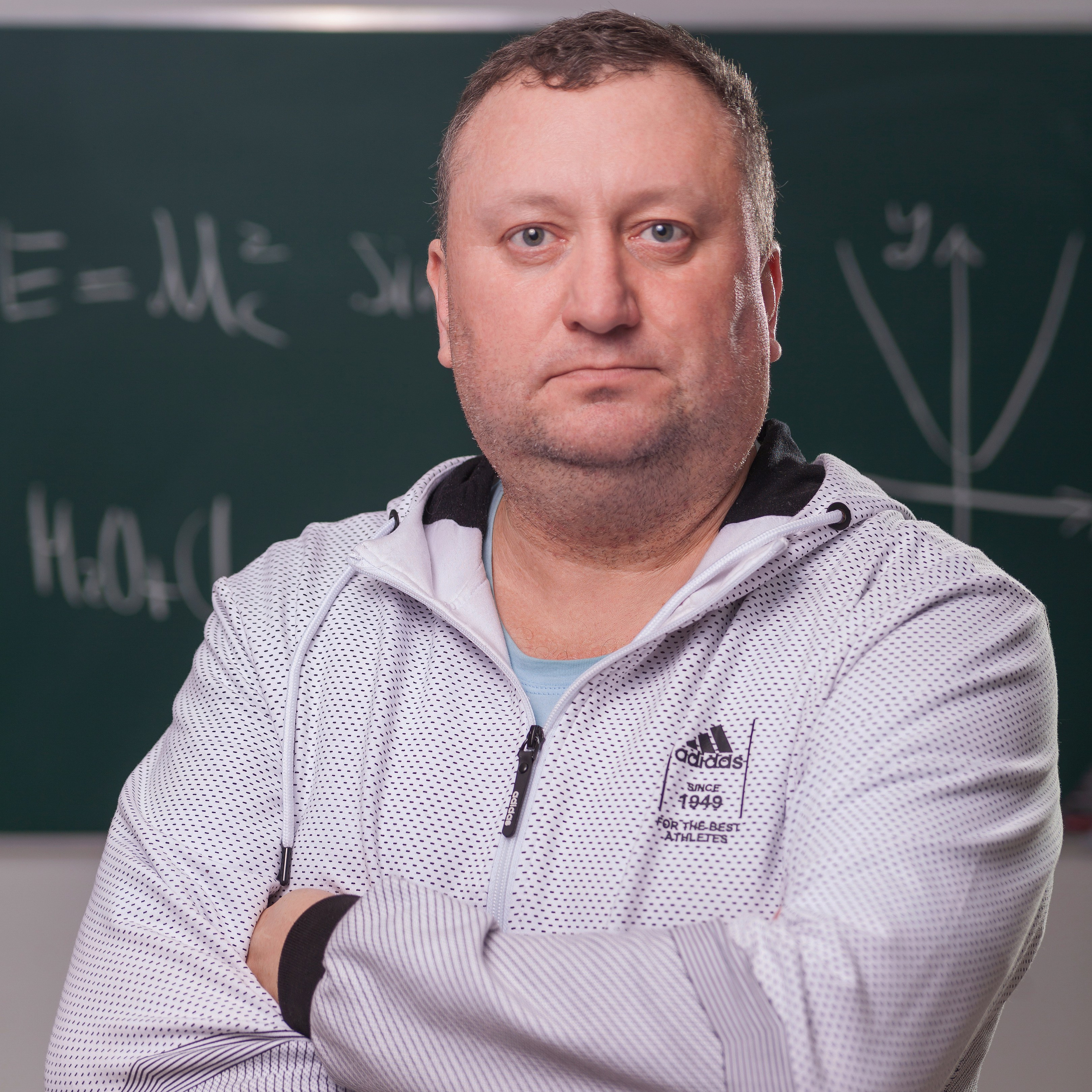 Примеры позирования учителей. Фотограф в Москве и Московской области Олег Подлесных