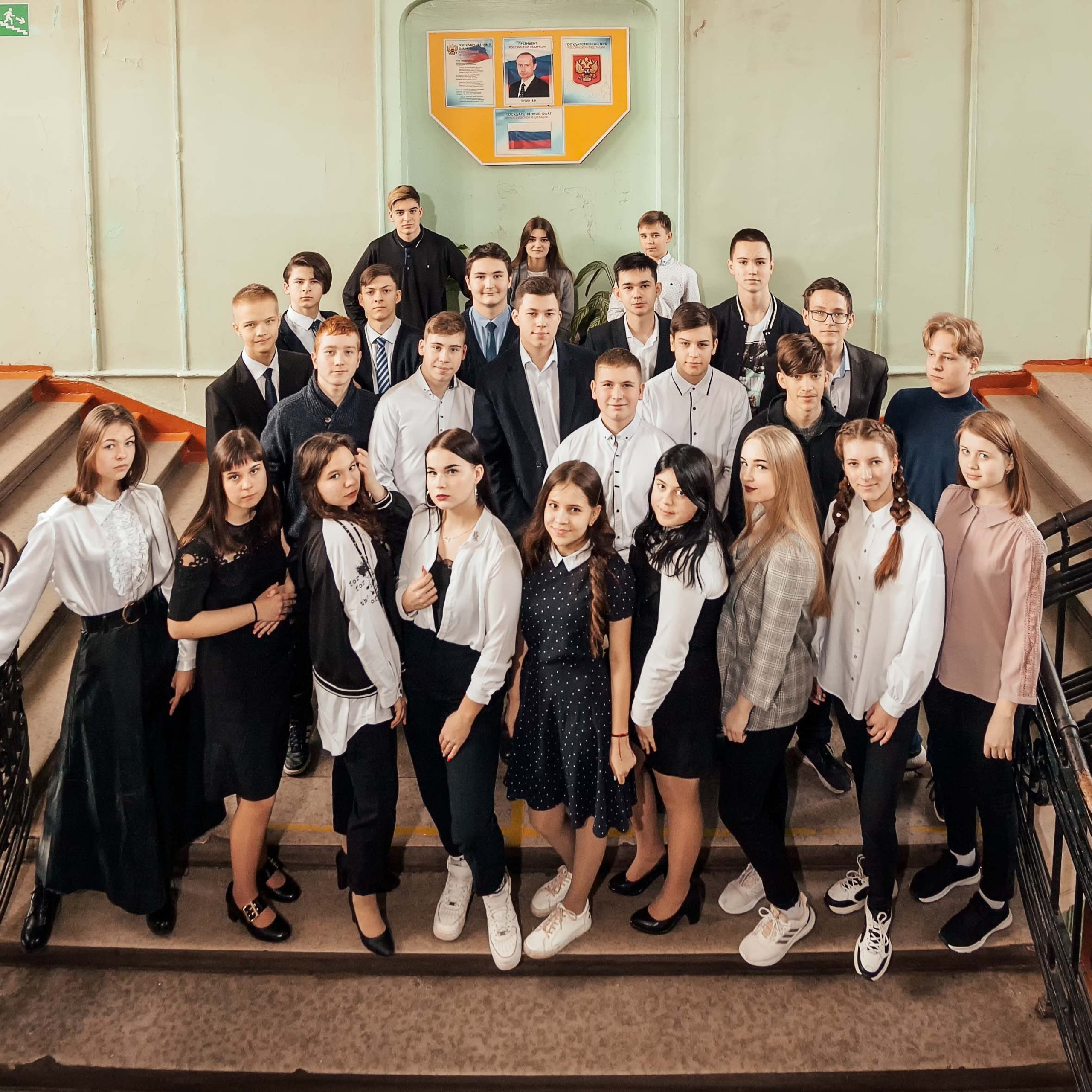 Групповые фотографии с друзьями в школе и детском саду неотъемлемая часть школьной жизни. Фотограф в Москве и Московской области Олег Подлесных