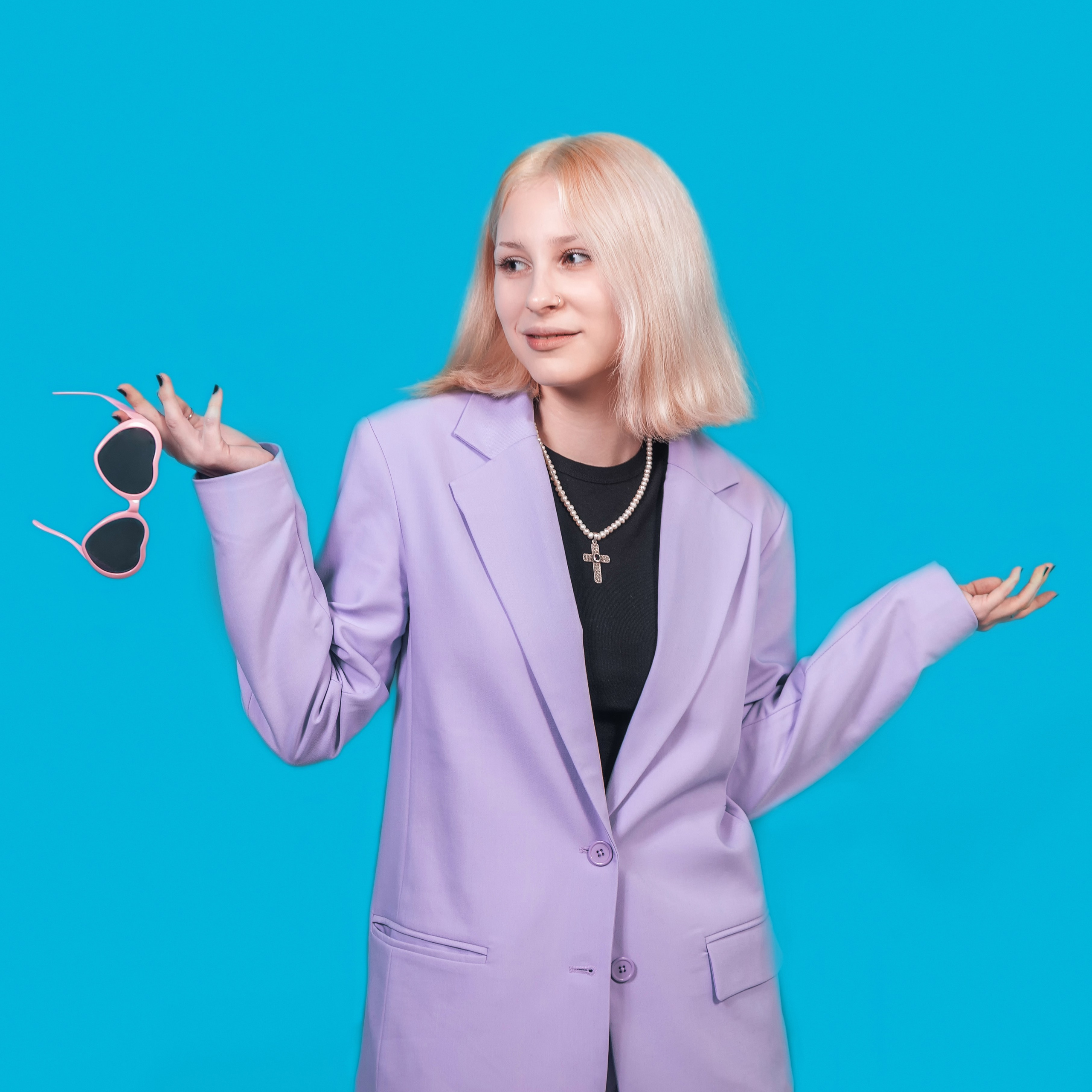 Примеры позирования учеников школы и воспитанников детского сада для фотосъемки на выпускной альбом. Фотограф в Москве и Московской области Олег Подлесных