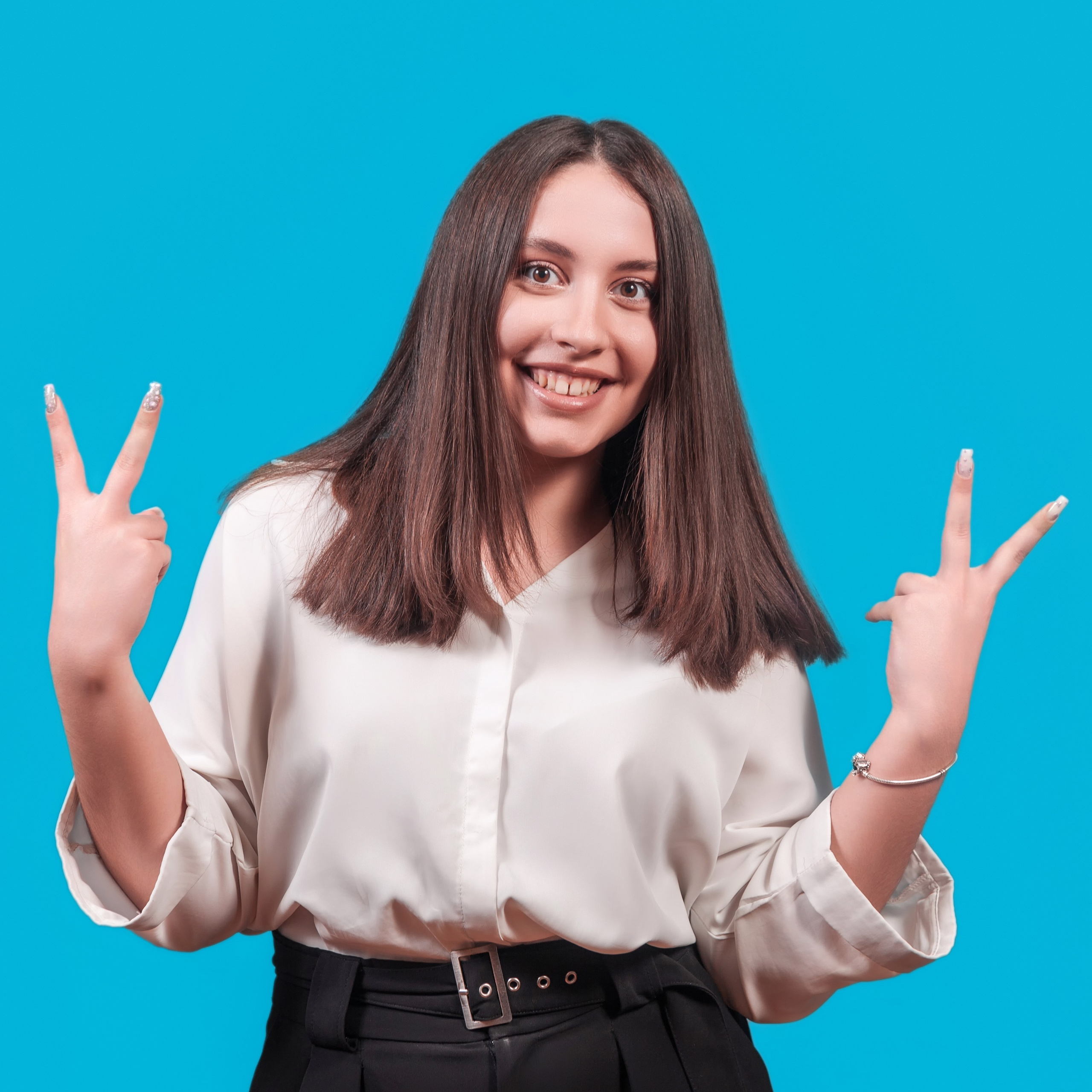 Примеры позирования учеников школы и воспитанников детского сада для фотосъемки на выпускной альбом. Фотограф в Москве и Московской области Олег Подлесных