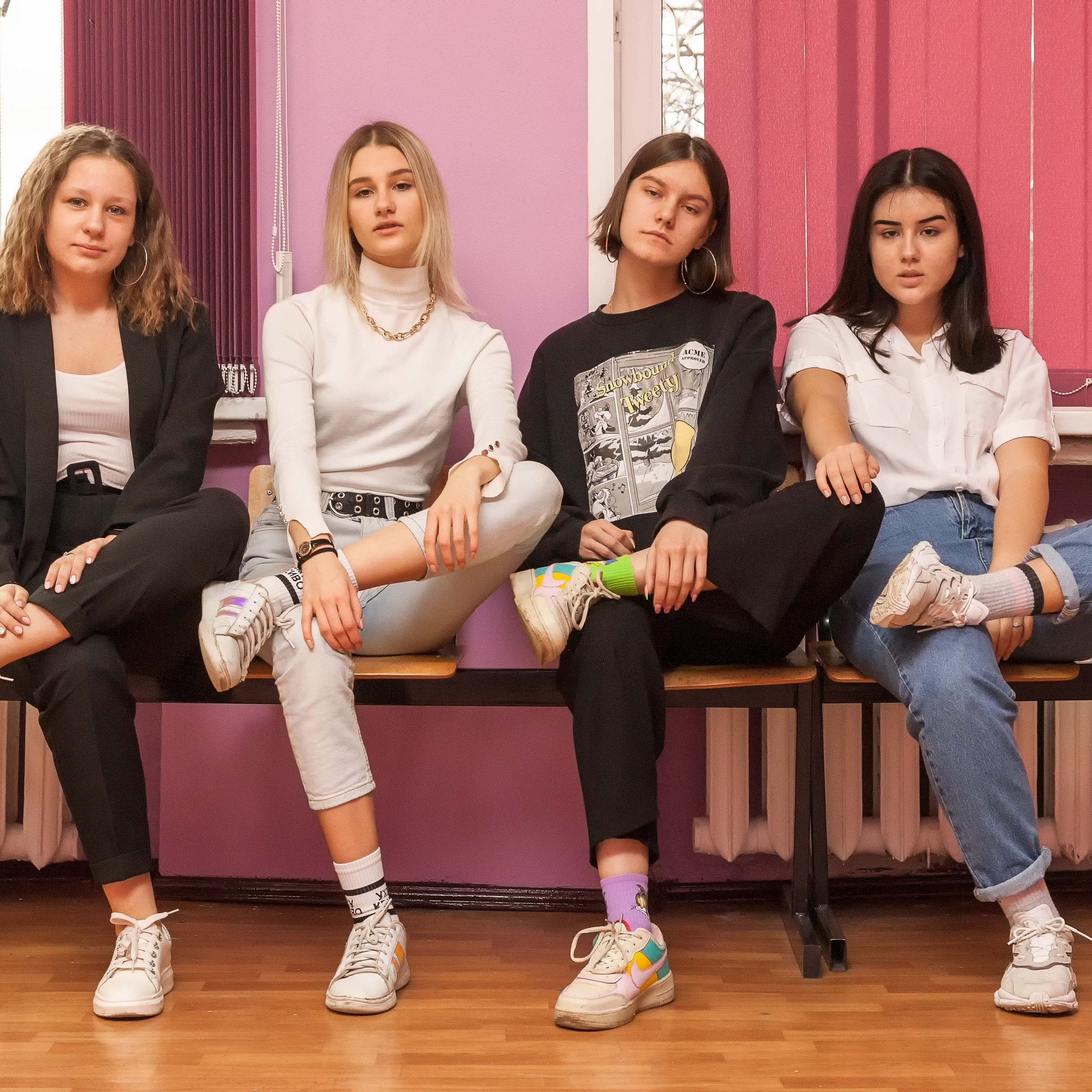 Групповые фотографии с друзьями в школе и детском саду неотъемлемая часть школьной жизни. Фотограф в Москве и Московской области Олег Подлесных