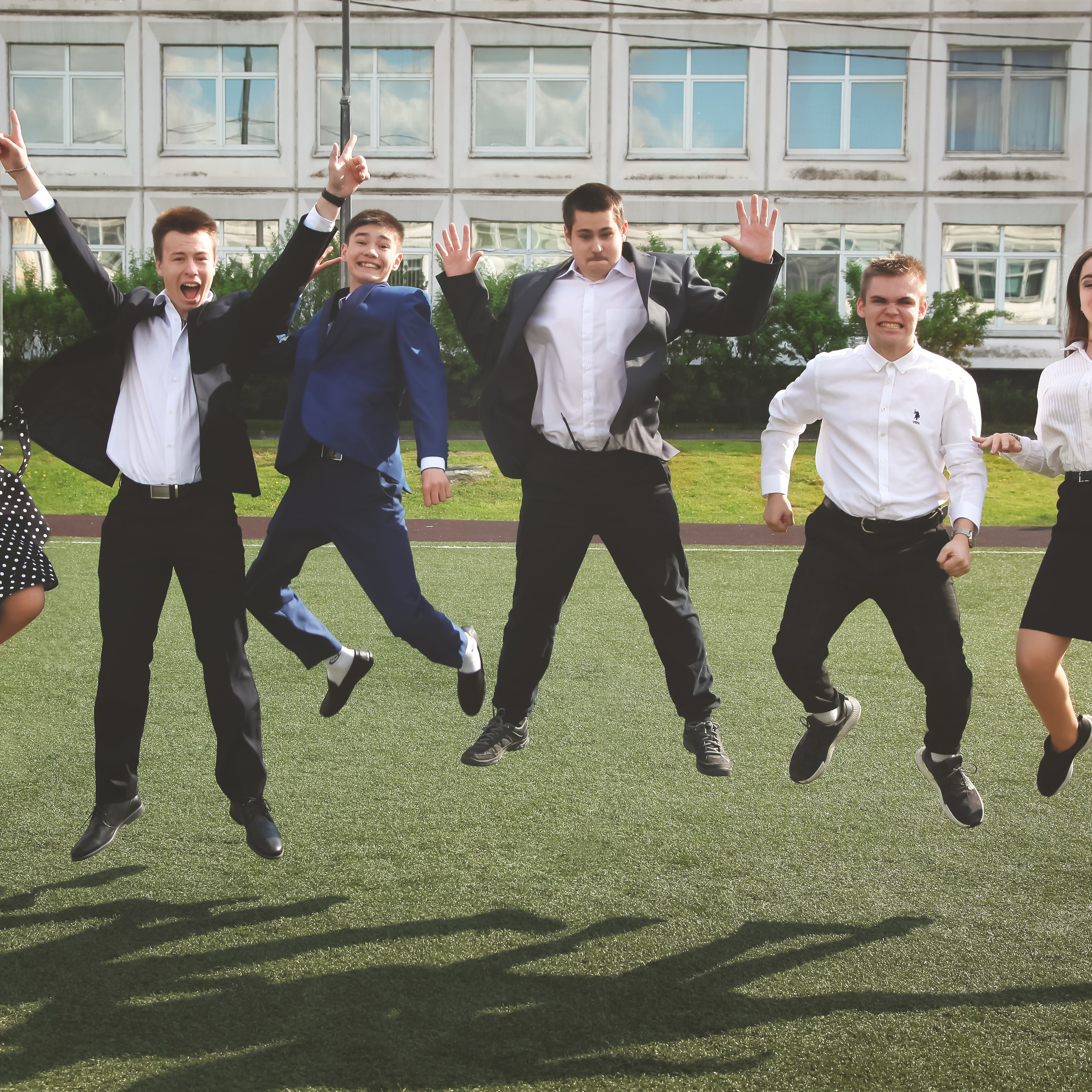 Групповые фотографии с друзьями в школе и детском саду неотъемлемая часть школьной жизни. Фотограф в Москве и Московской области Олег Подлесных